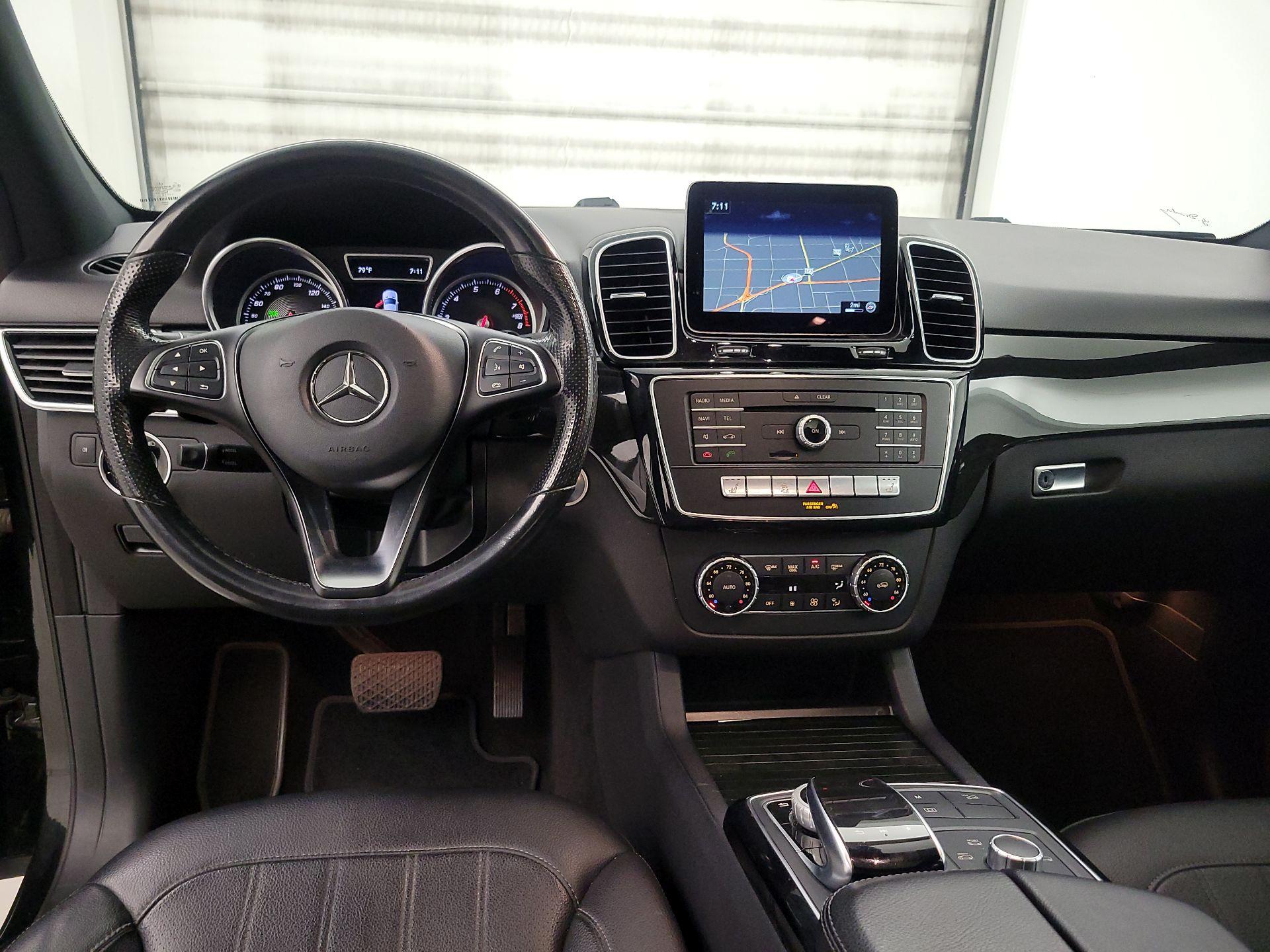 Thumbnail: 2018 Mercedes-Benz GLE - 9