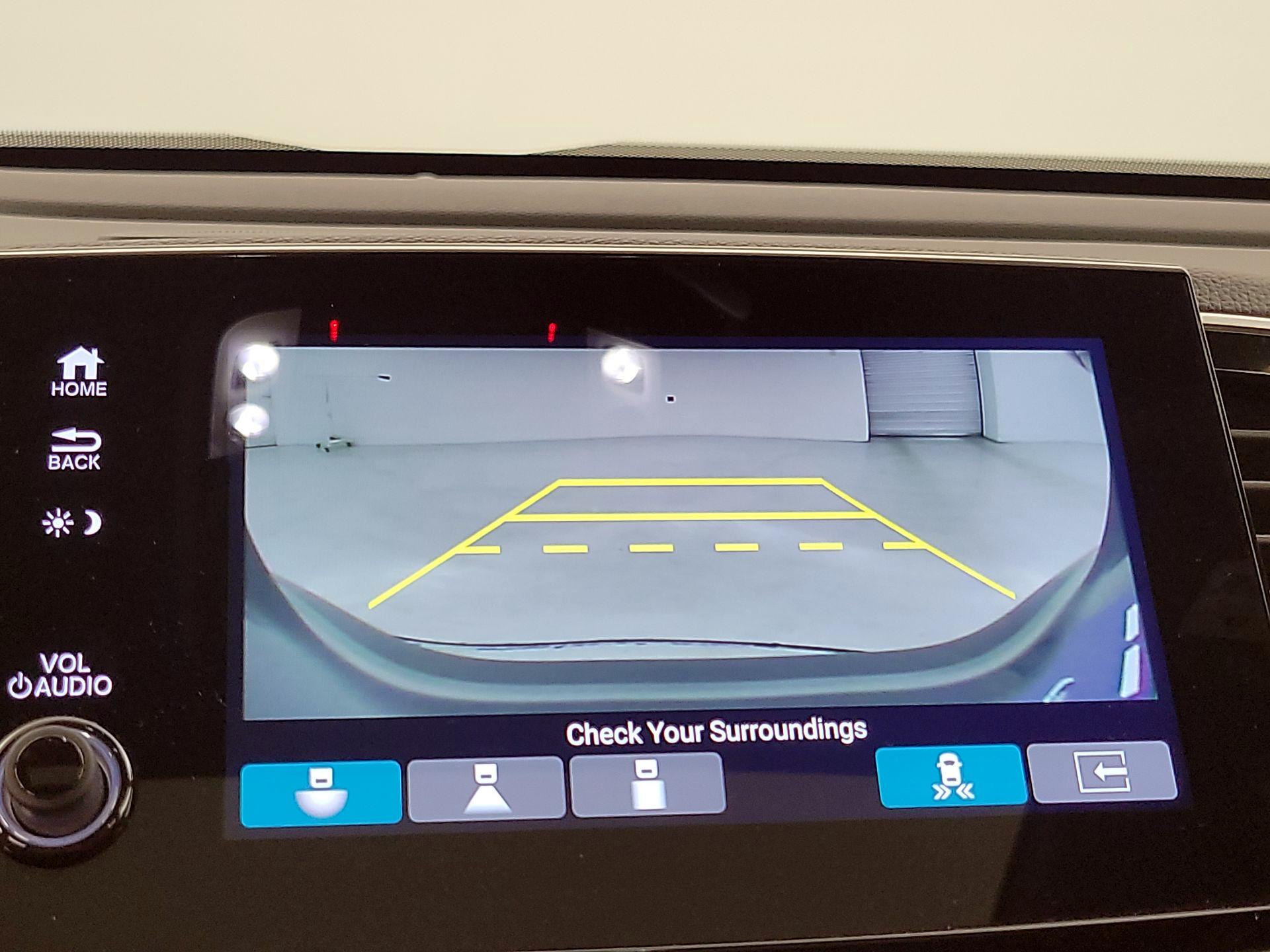 Thumbnail: 2021 Honda Pilot - 15