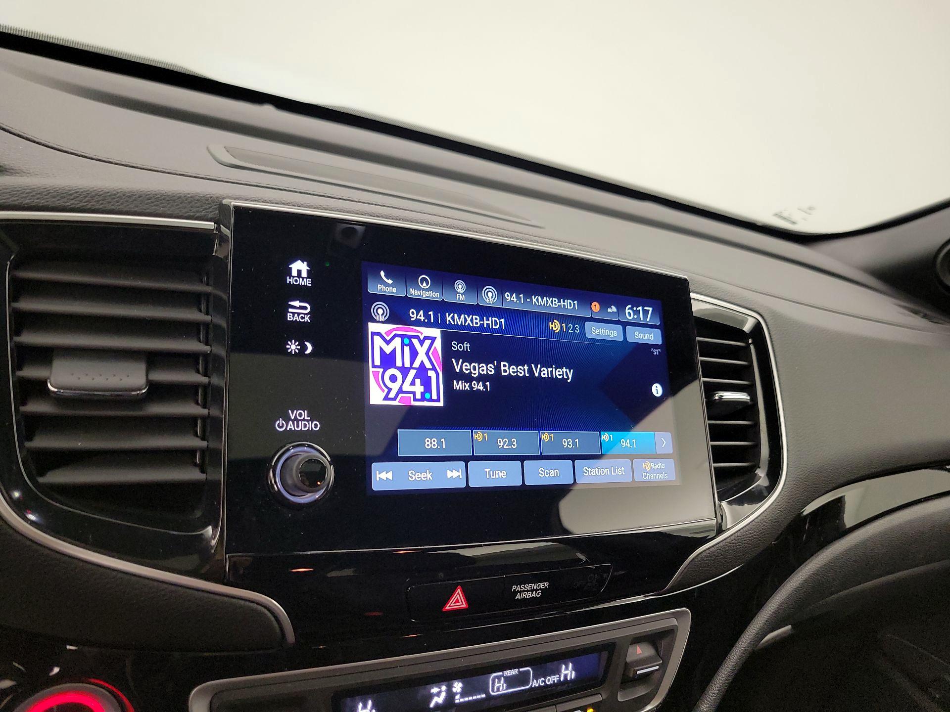 Thumbnail: 2021 Honda Pilot - 16