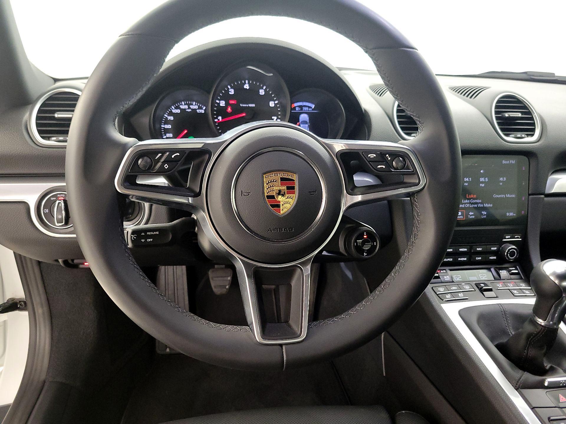 Thumbnail: 2025 Porsche 718 Cayman - 10