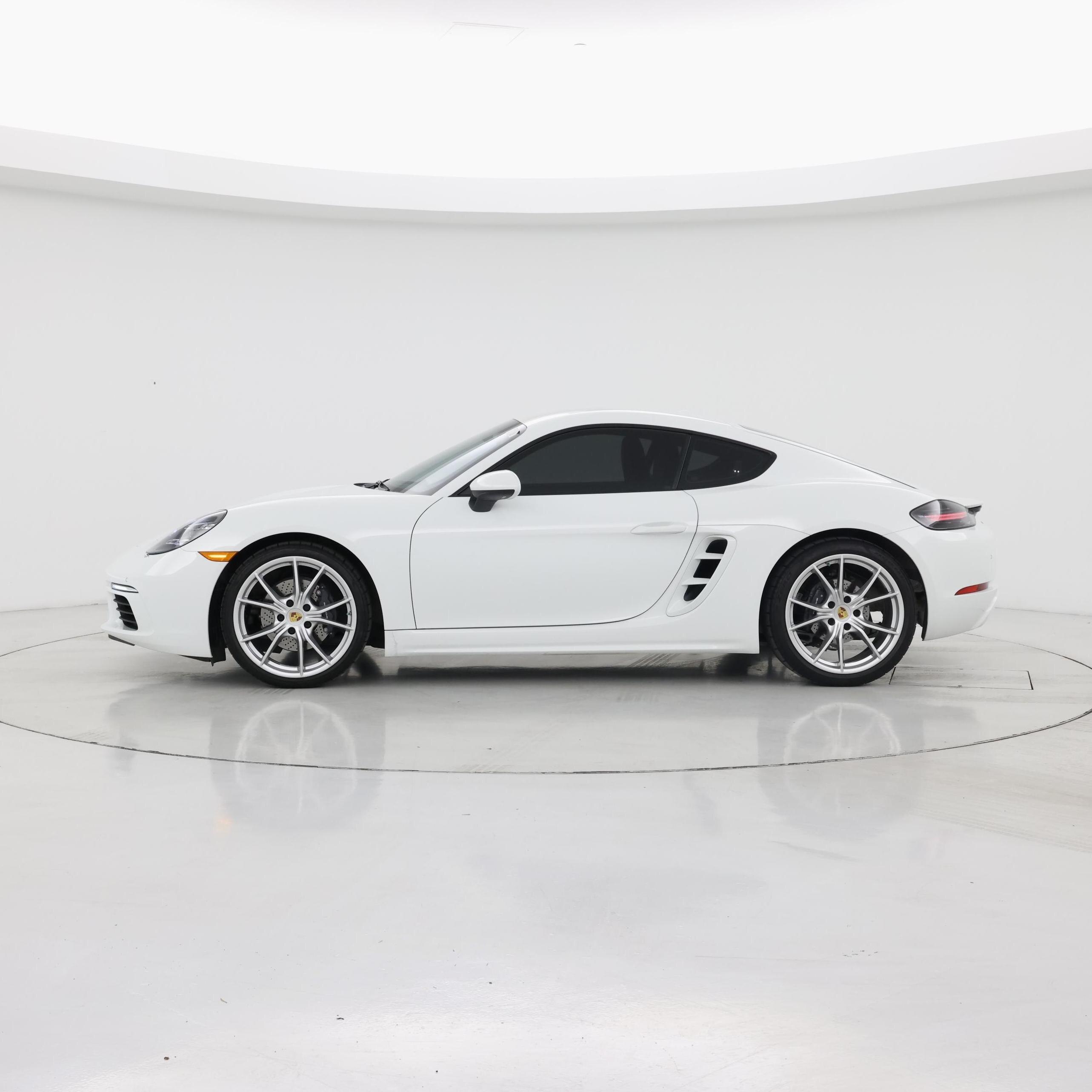Thumbnail: 2025 Porsche 718 Cayman - 3