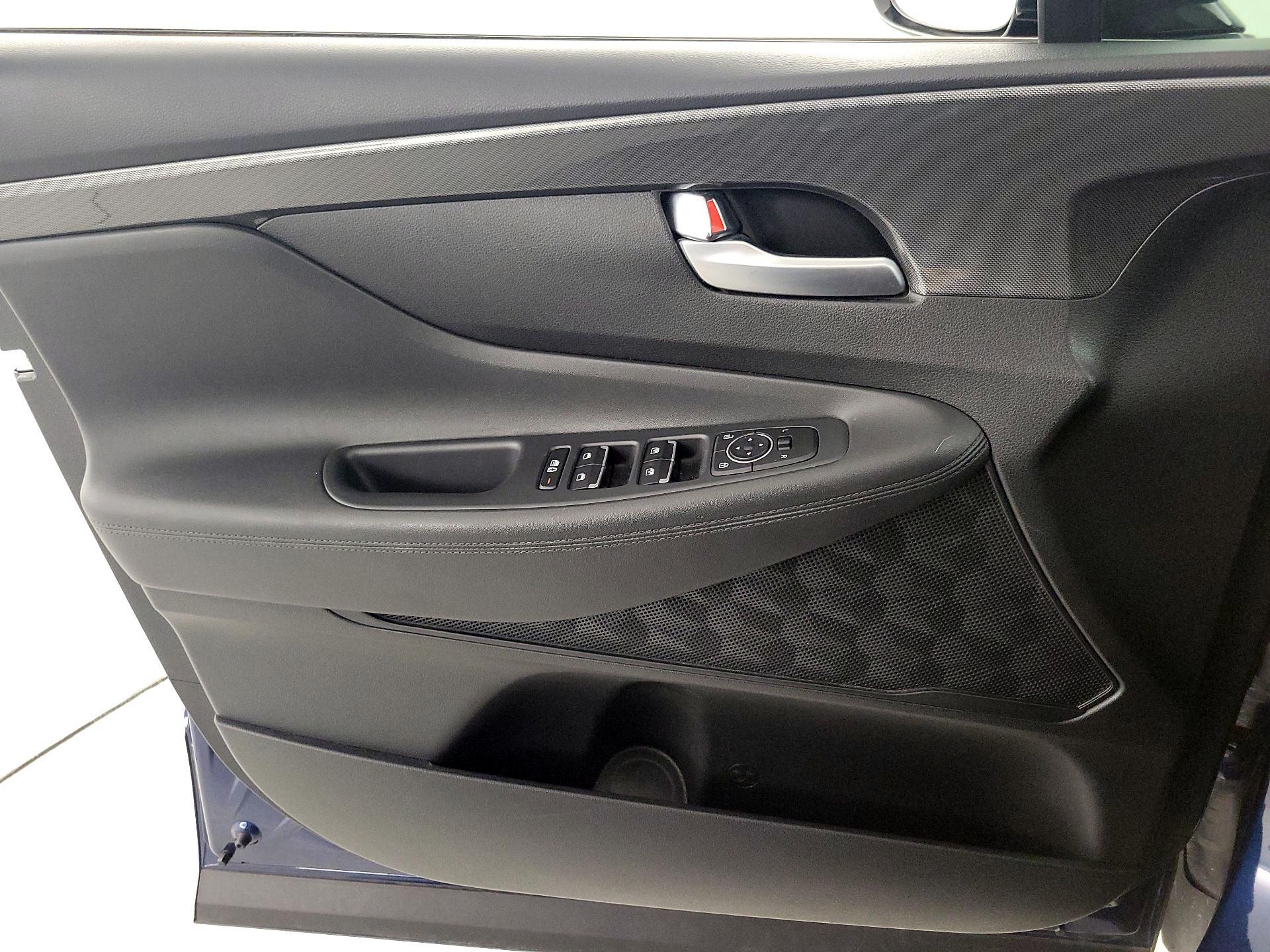Thumbnail: 2023 Hyundai Santa Fe - 12