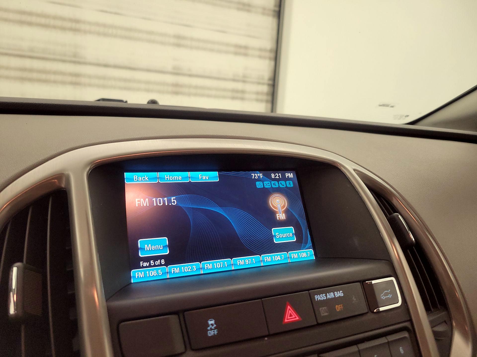 Thumbnail: 2016 Buick Verano - 15