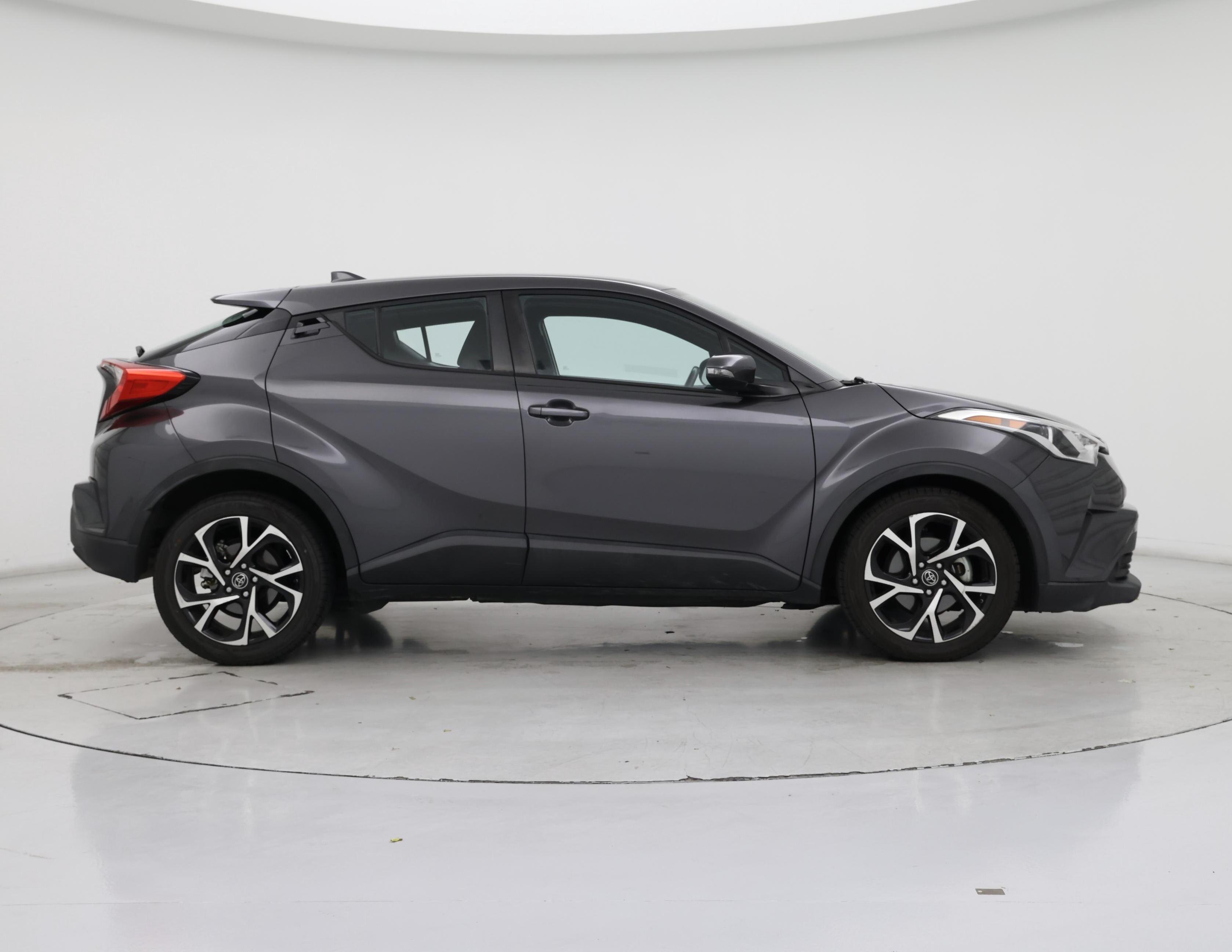 Thumbnail: 2018 Toyota C-HR - 7