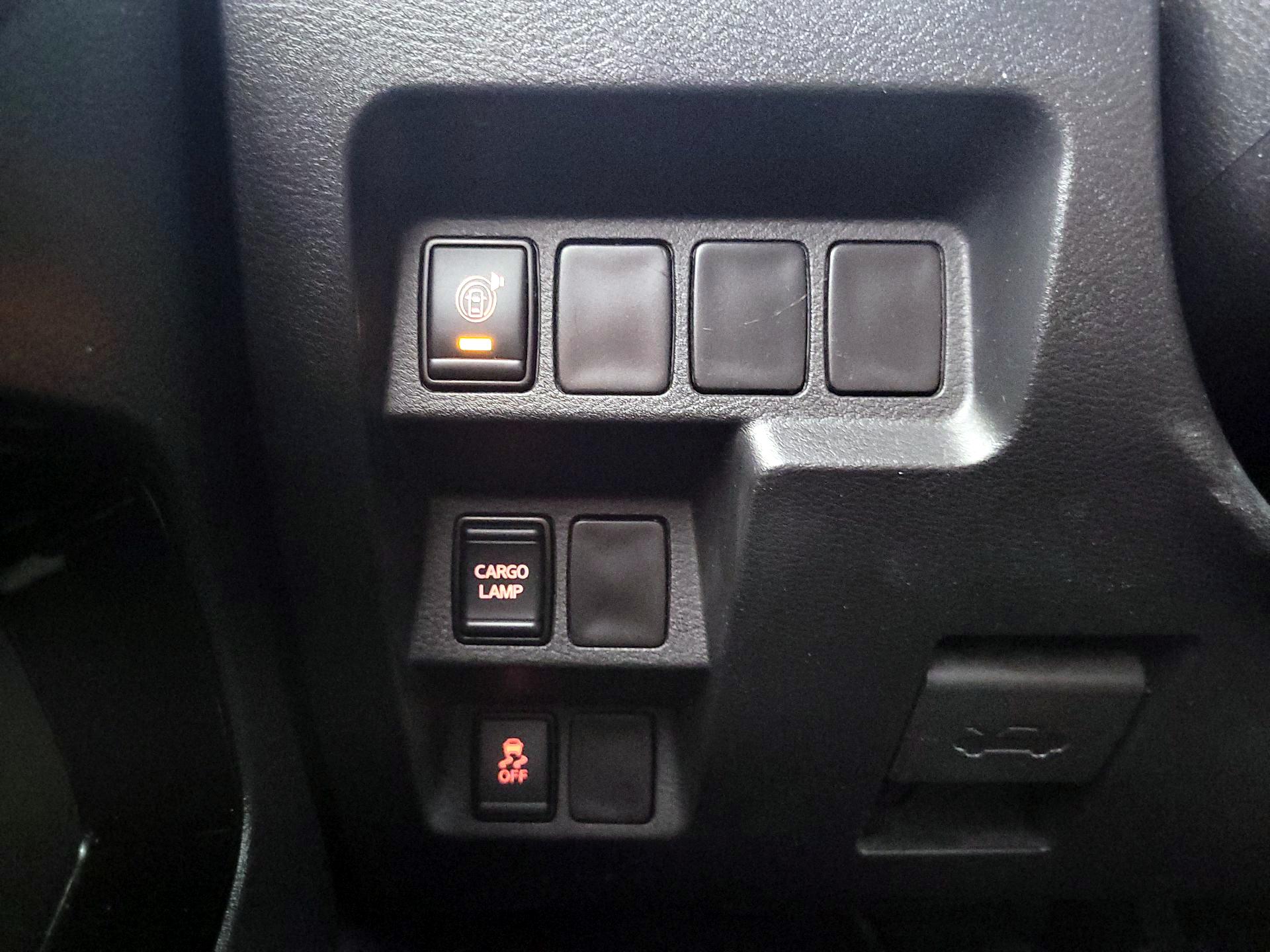 Thumbnail: 2023 Nissan Frontier - 13