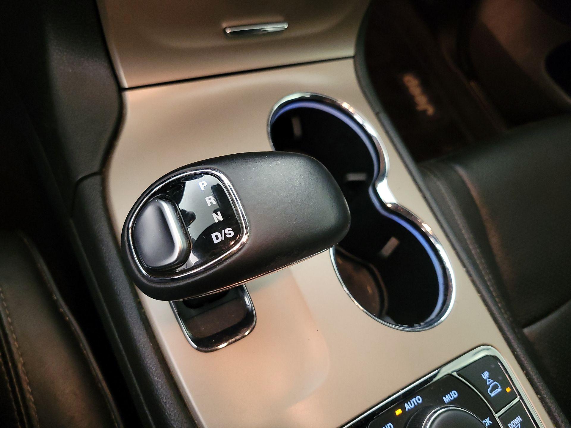 Thumbnail: 2014 Jeep Grand Cherokee - 18
