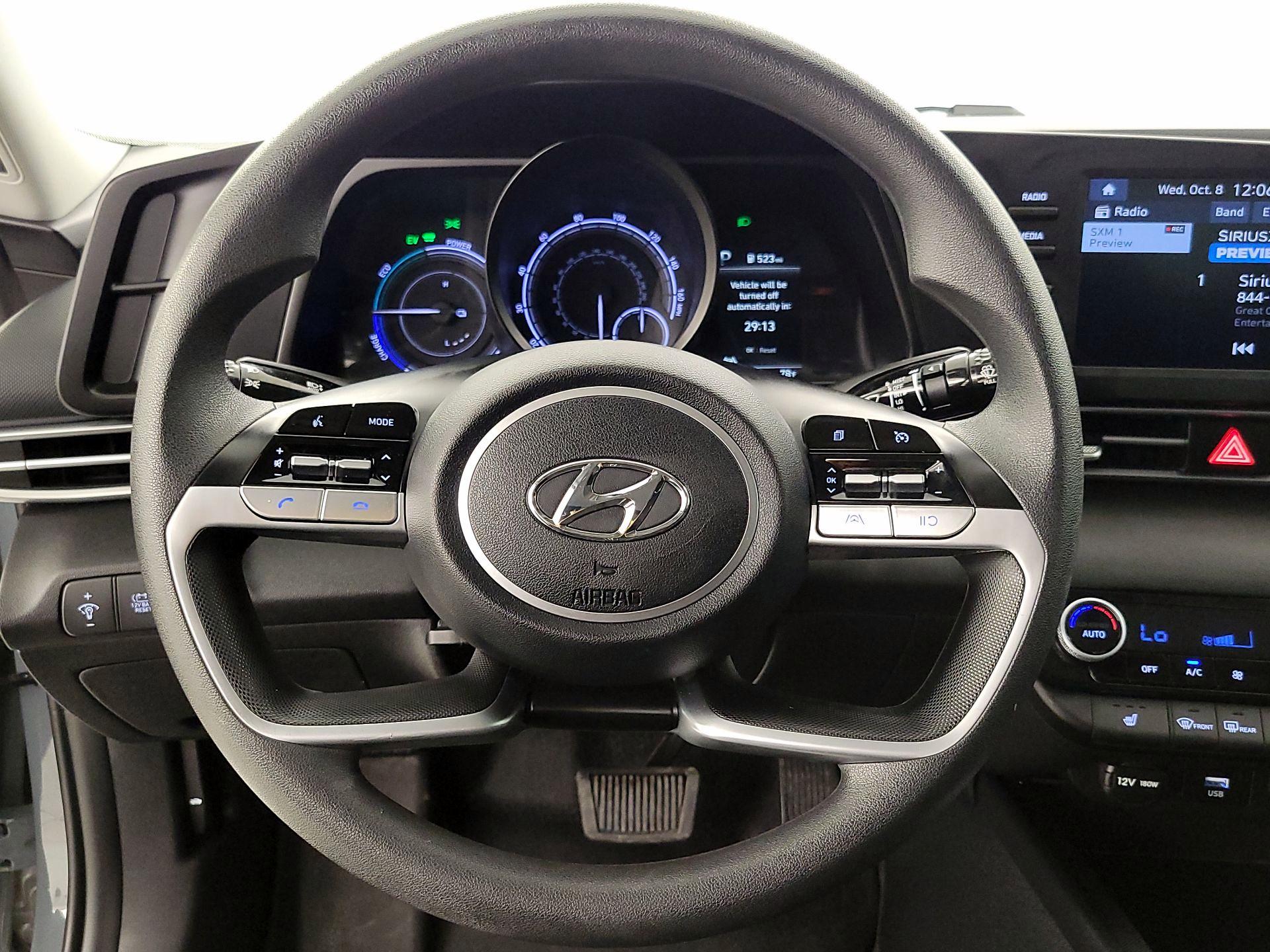 Thumbnail: 2023 Hyundai Elantra - 10