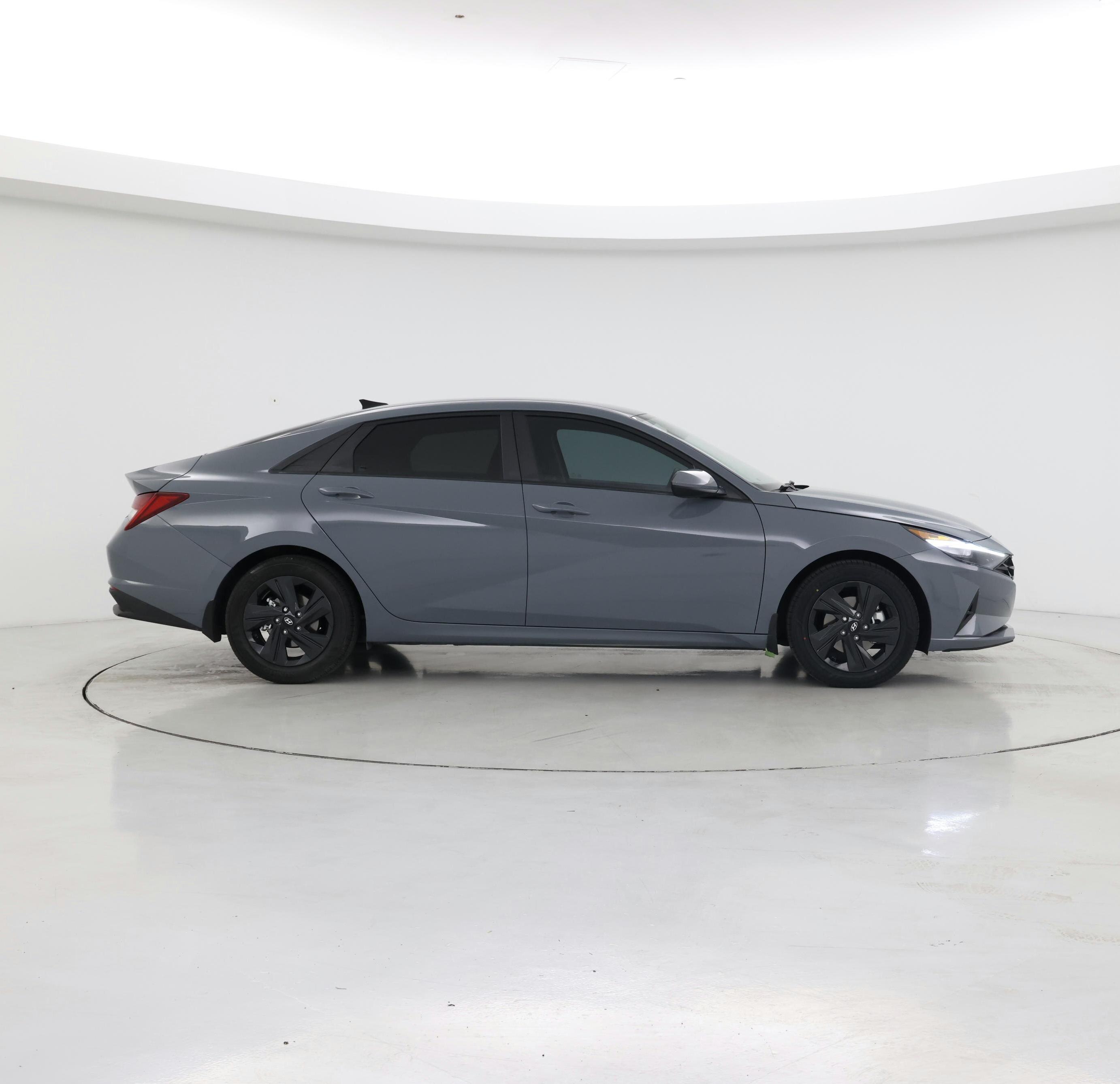 Thumbnail: 2023 Hyundai Elantra - 7