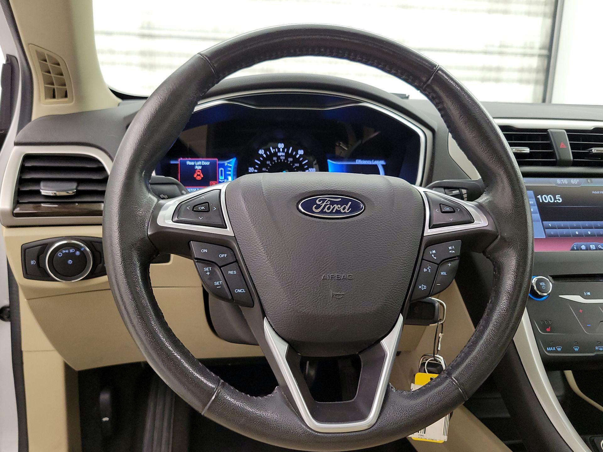 Thumbnail: 2014 Ford Fusion - 10