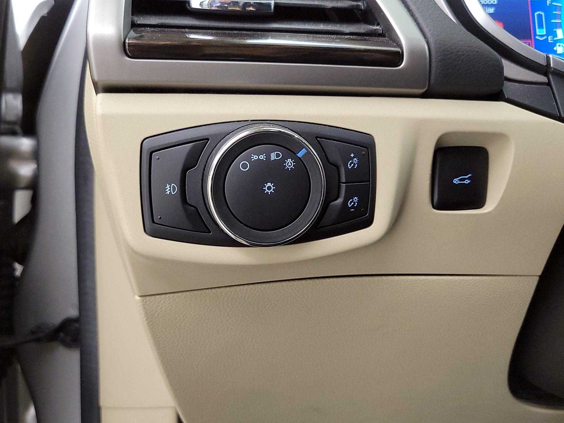 Thumbnail: 2014 Ford Fusion - 13