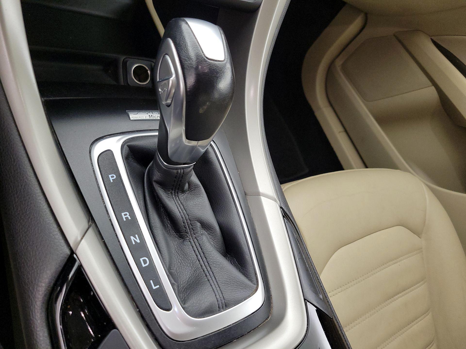 Thumbnail: 2014 Ford Fusion - 17