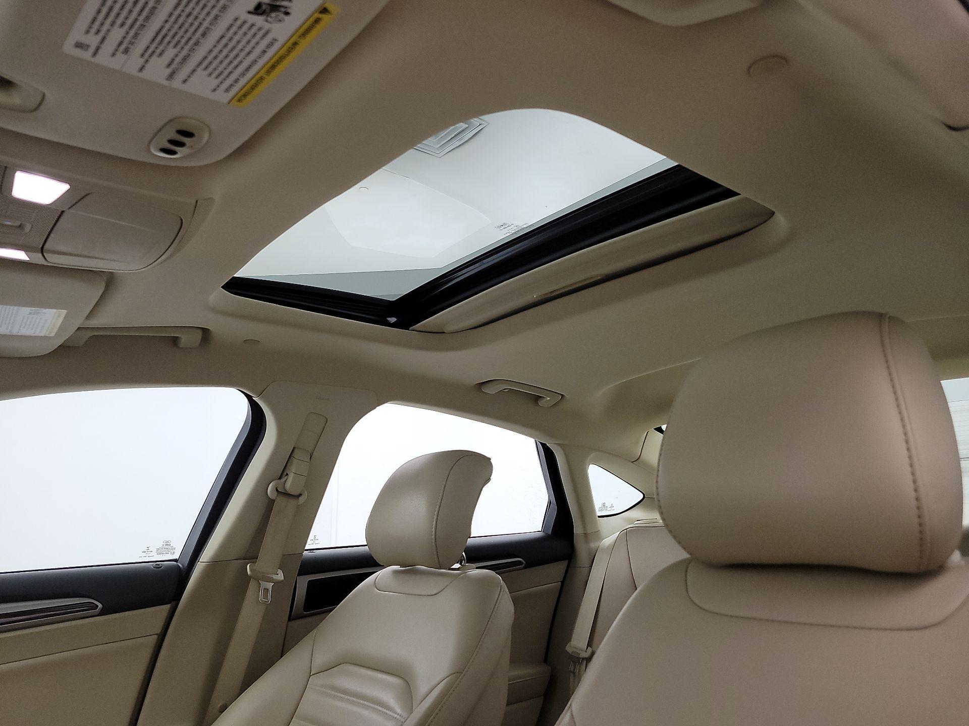 Thumbnail: 2014 Ford Fusion - 19