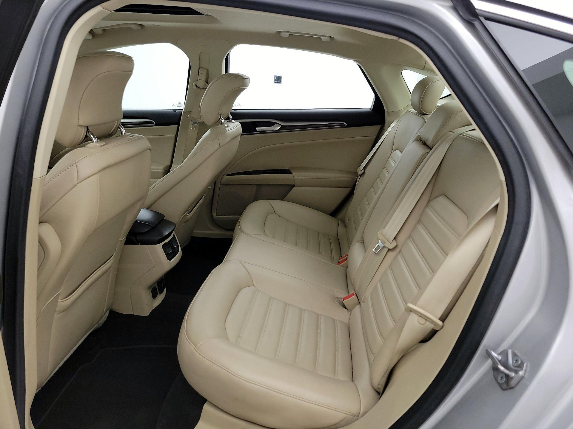 Thumbnail: 2014 Ford Fusion - 20