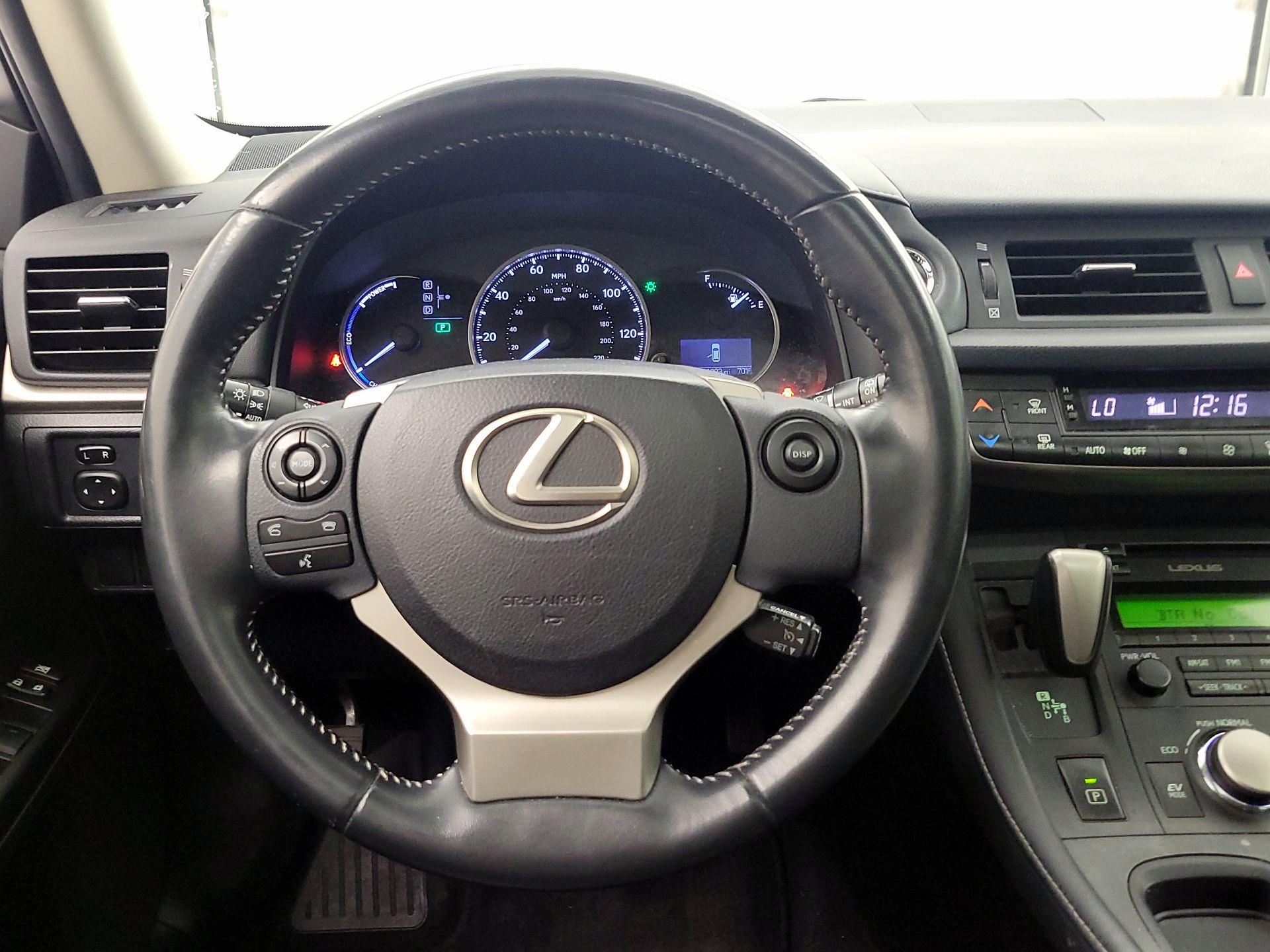 Thumbnail: 2015 Lexus CT - 10