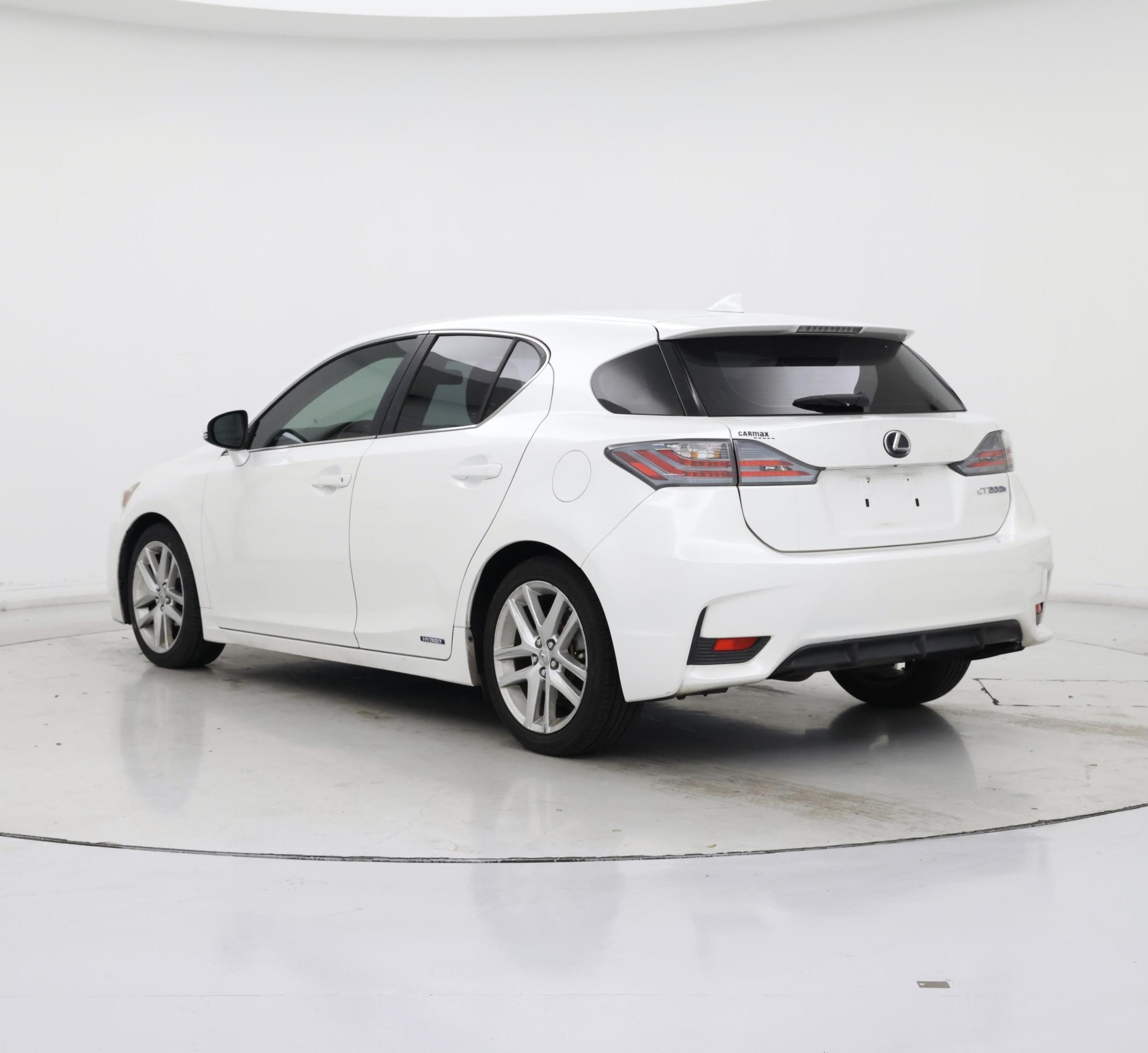 Thumbnail: 2015 Lexus CT - 2