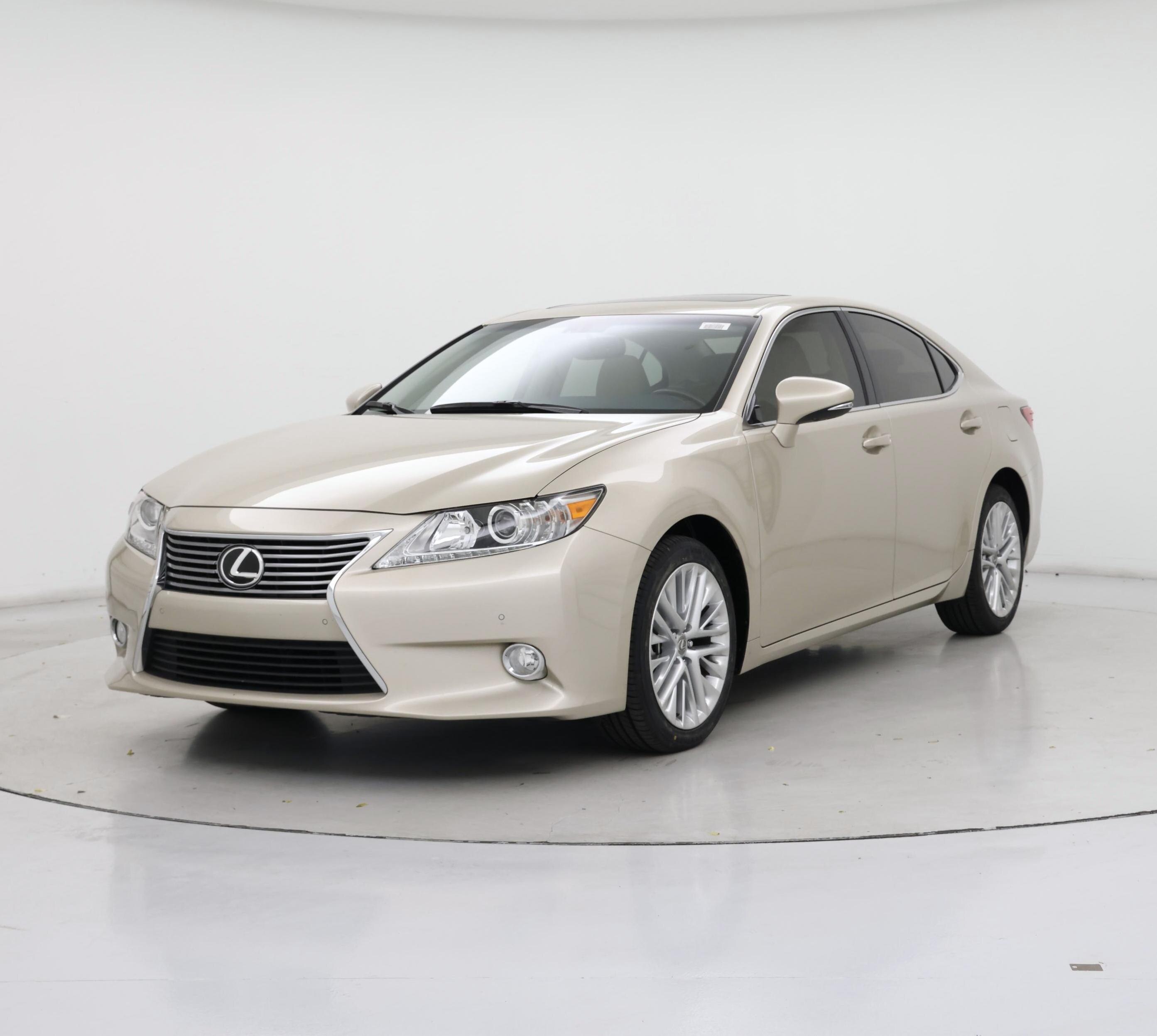 Thumbnail: 2015 Lexus ES - 4