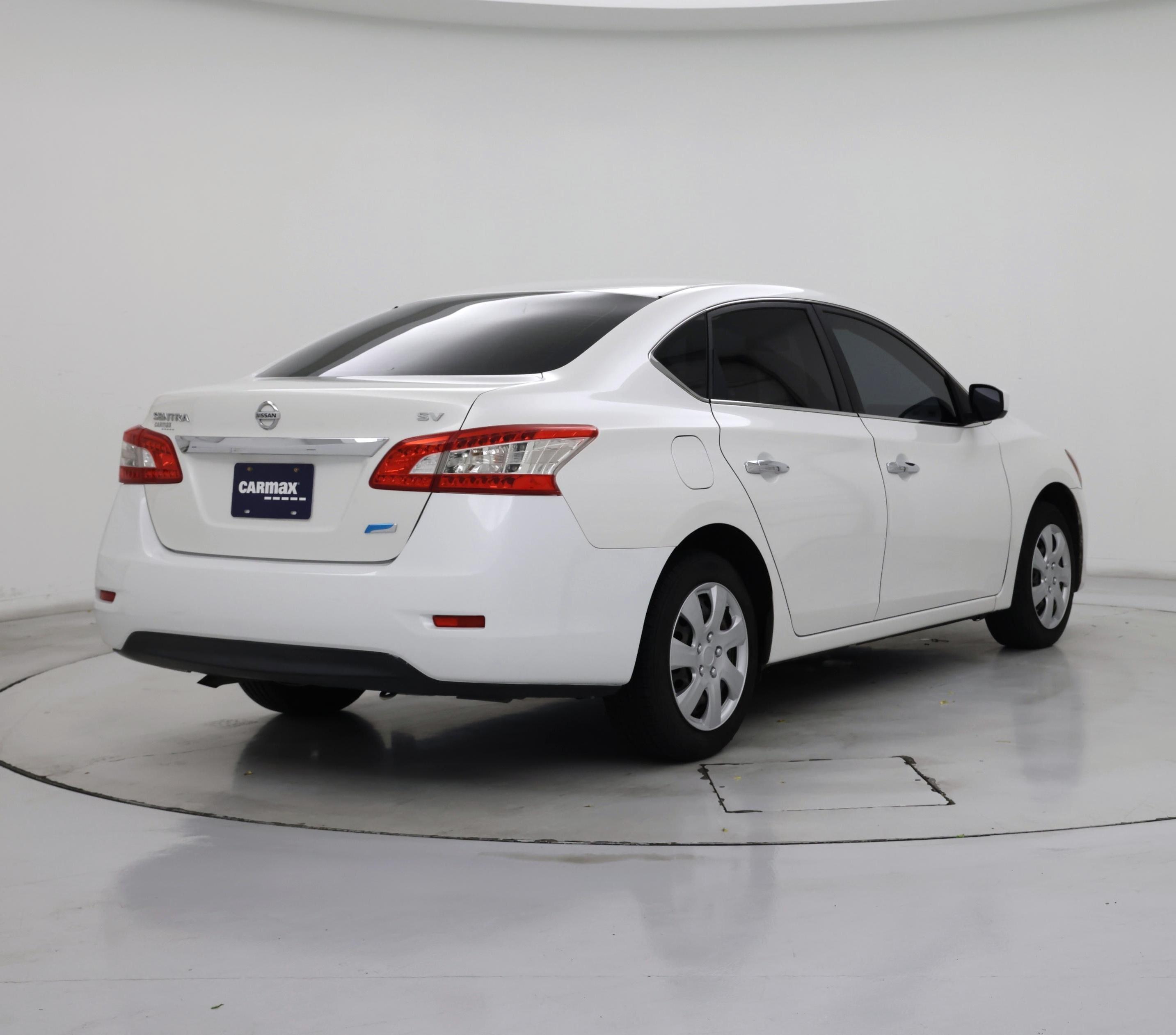 Thumbnail: 2014 Nissan Sentra - 8