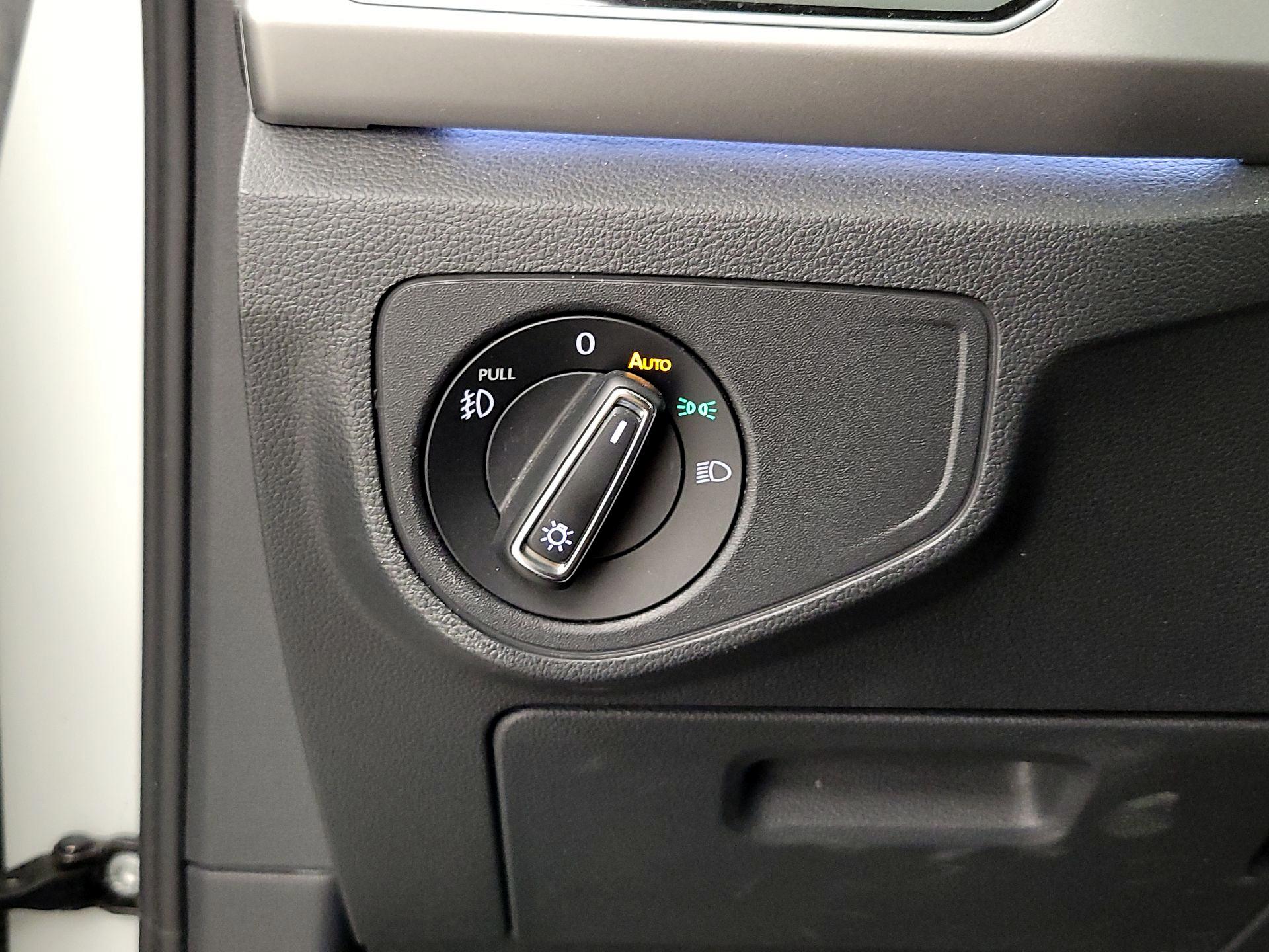 Thumbnail: 2018 Volkswagen Atlas - 13