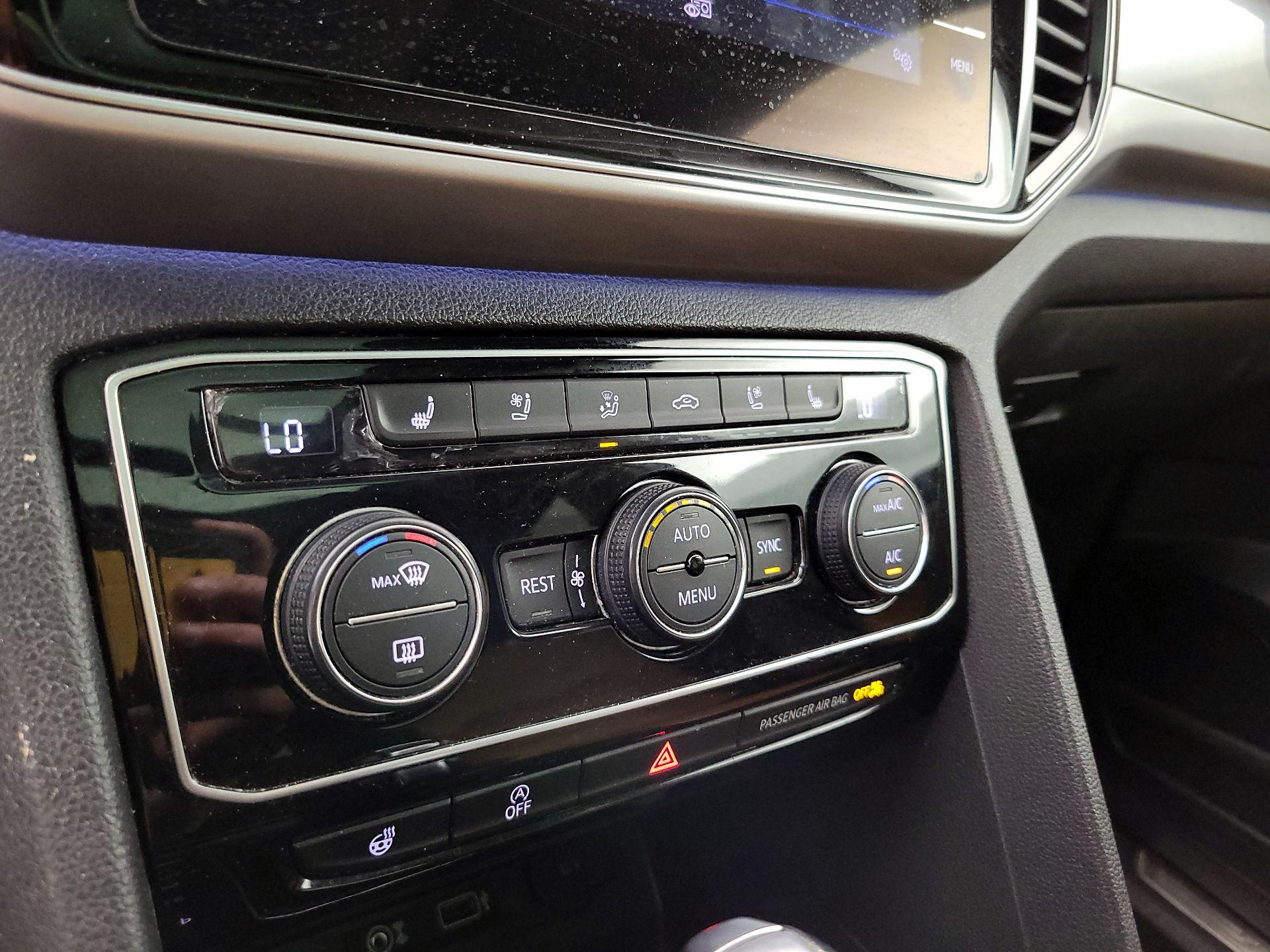 Thumbnail: 2018 Volkswagen Atlas - 17