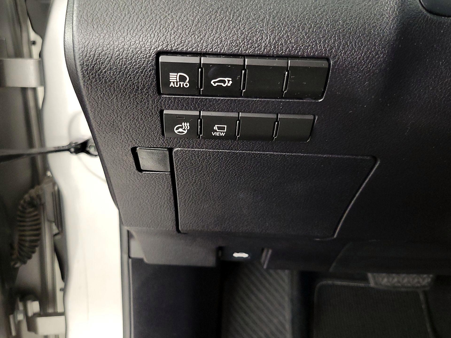 Thumbnail: 2021 Lexus RX - 13