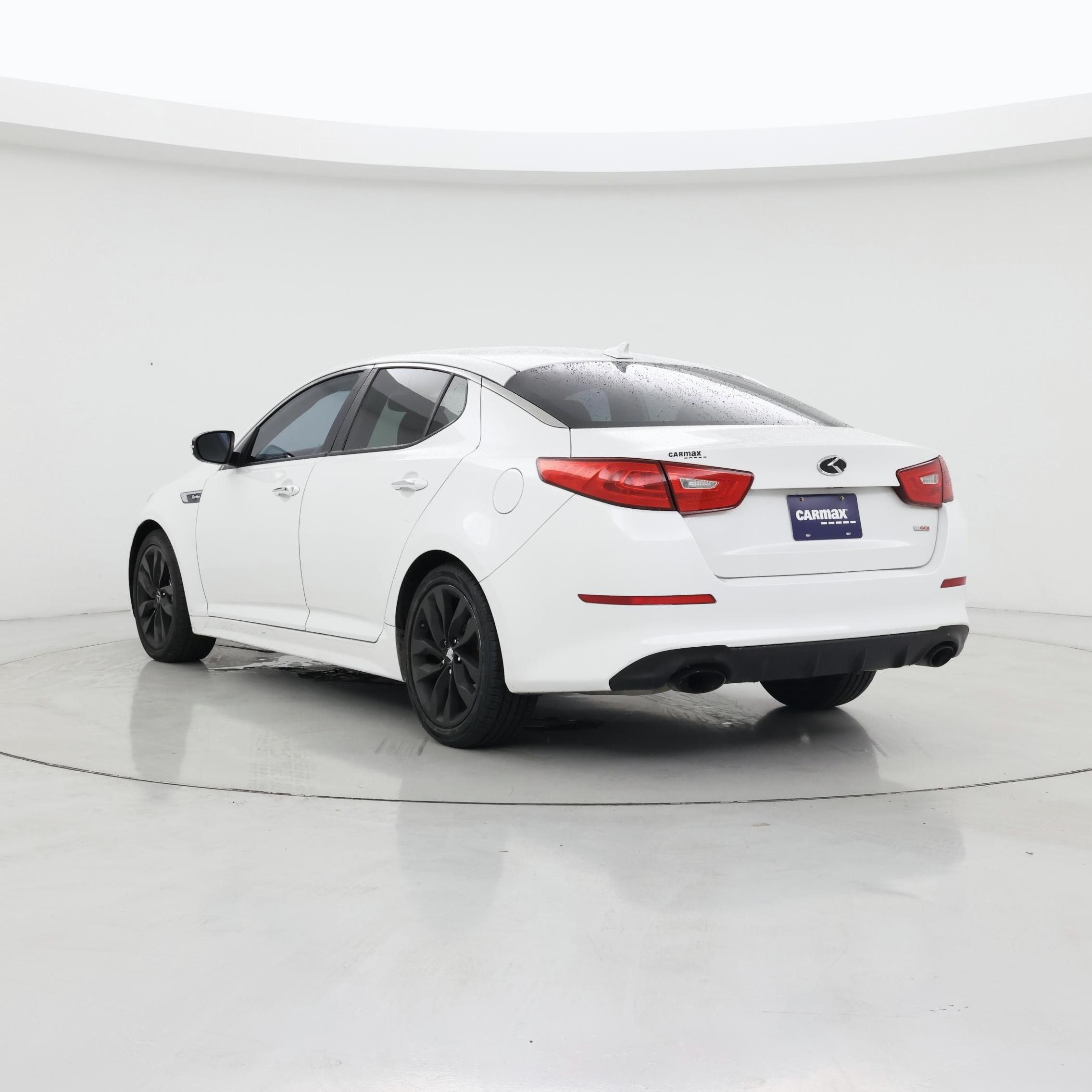 Thumbnail: 2015 Kia Optima - 2