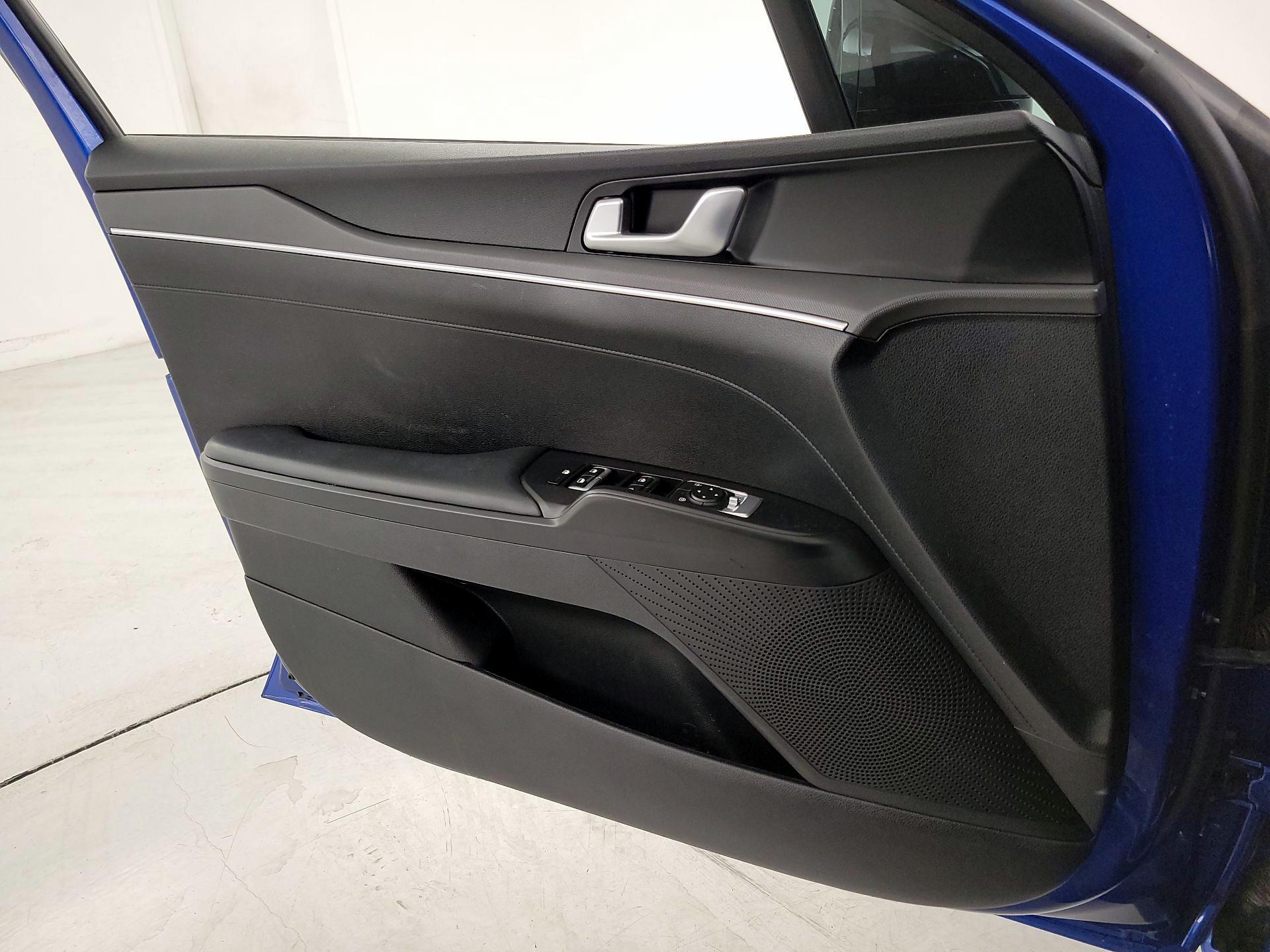 Thumbnail: 2021 Kia K5 - 12