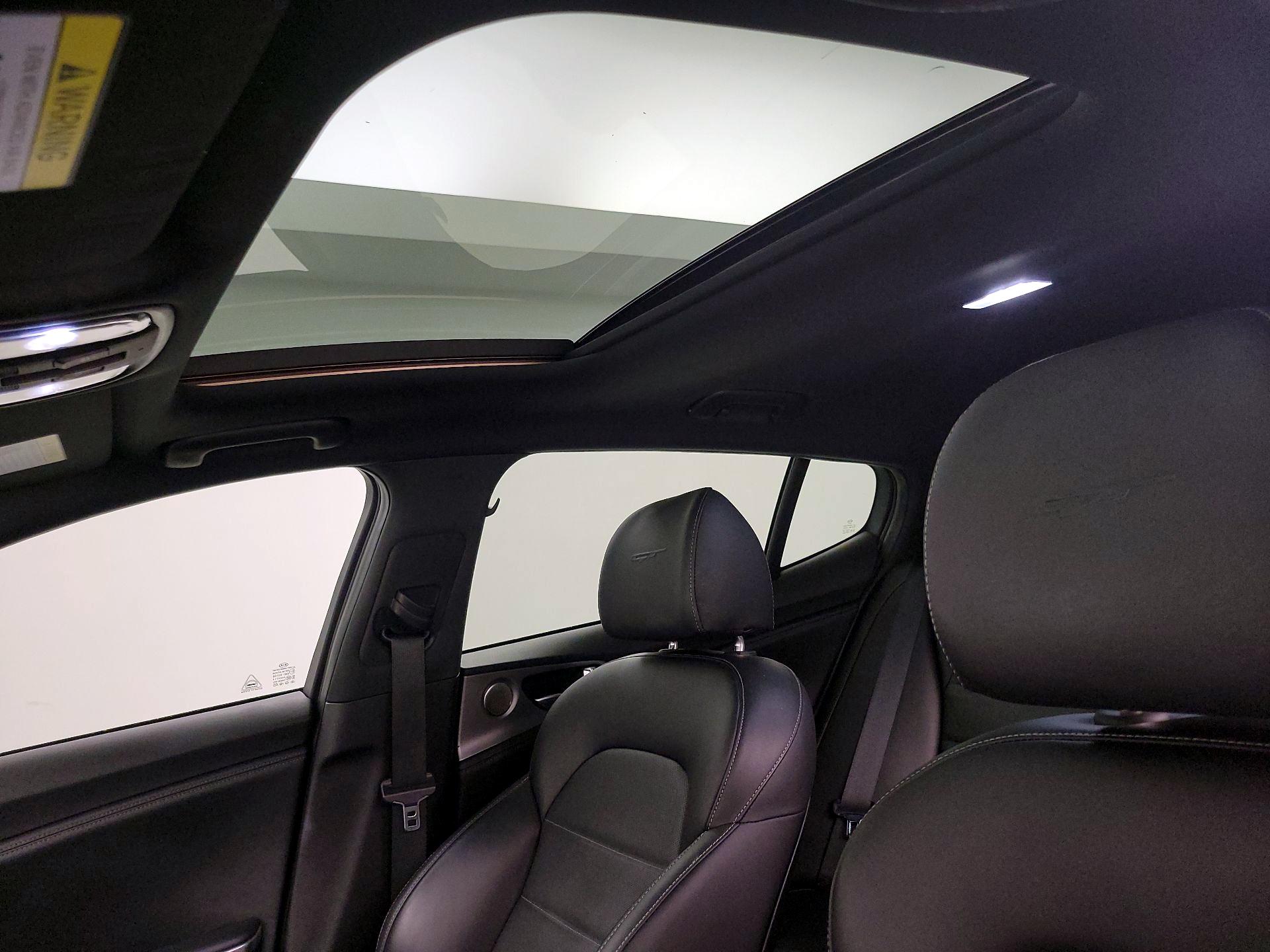 Thumbnail: 2020 Kia Stinger - 20