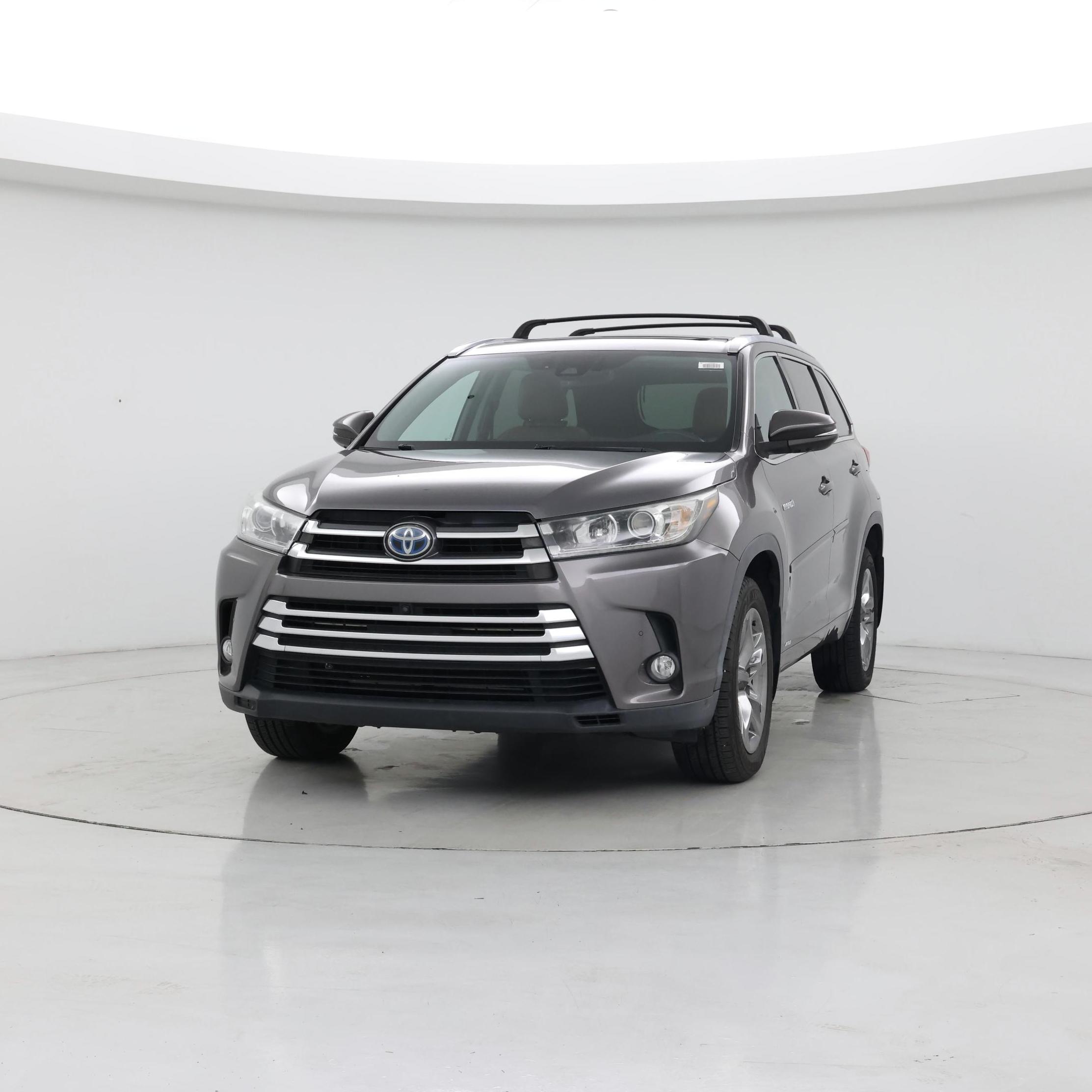 Thumbnail: 2017 Toyota Highlander - 4