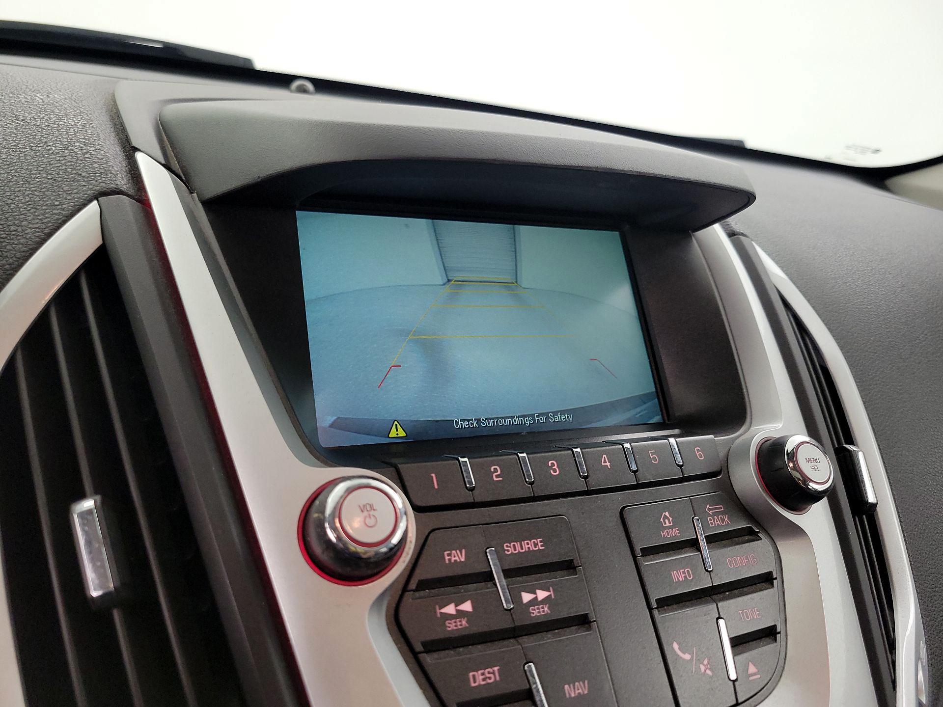 Thumbnail: 2015 GMC Terrain - 14