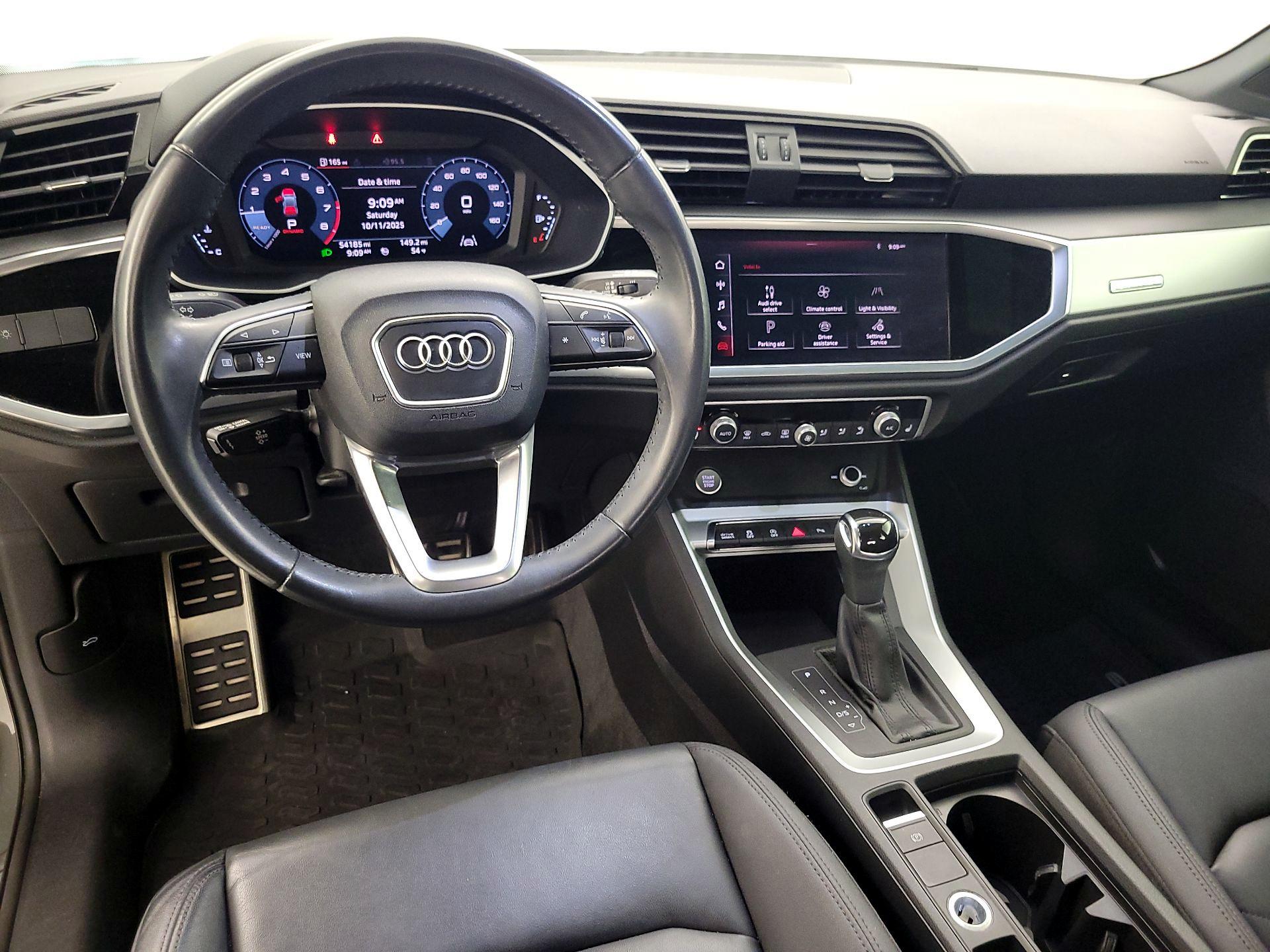 Thumbnail: 2020 Audi Q3 - 9