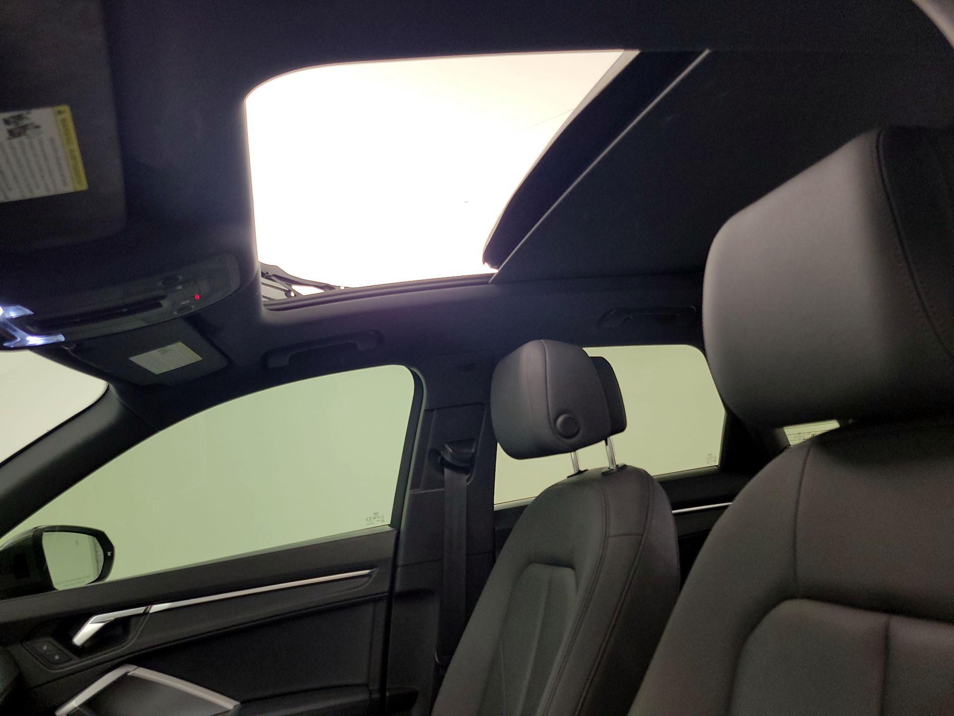 Thumbnail: 2020 Audi Q3 - 19