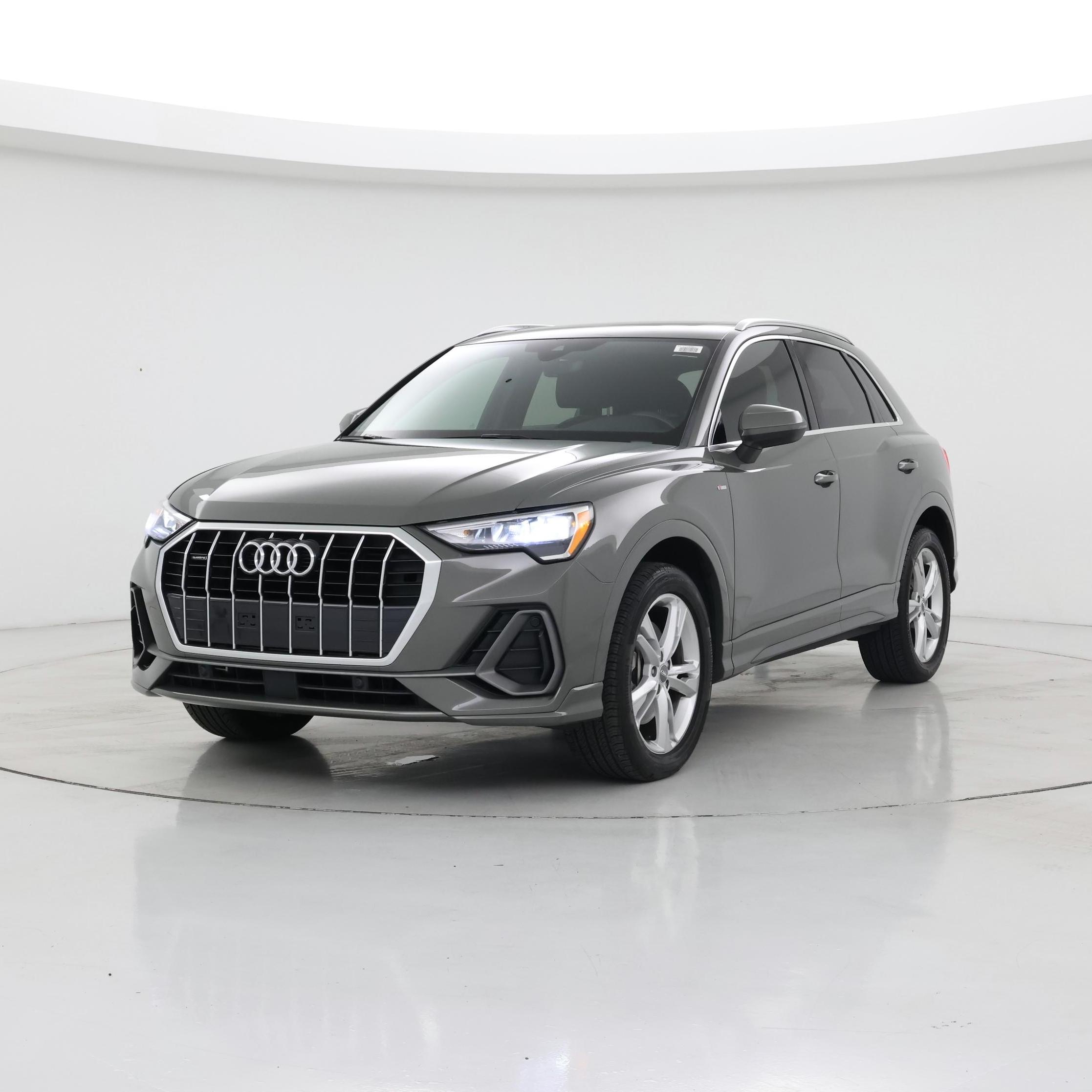 Thumbnail: 2020 Audi Q3 - 4