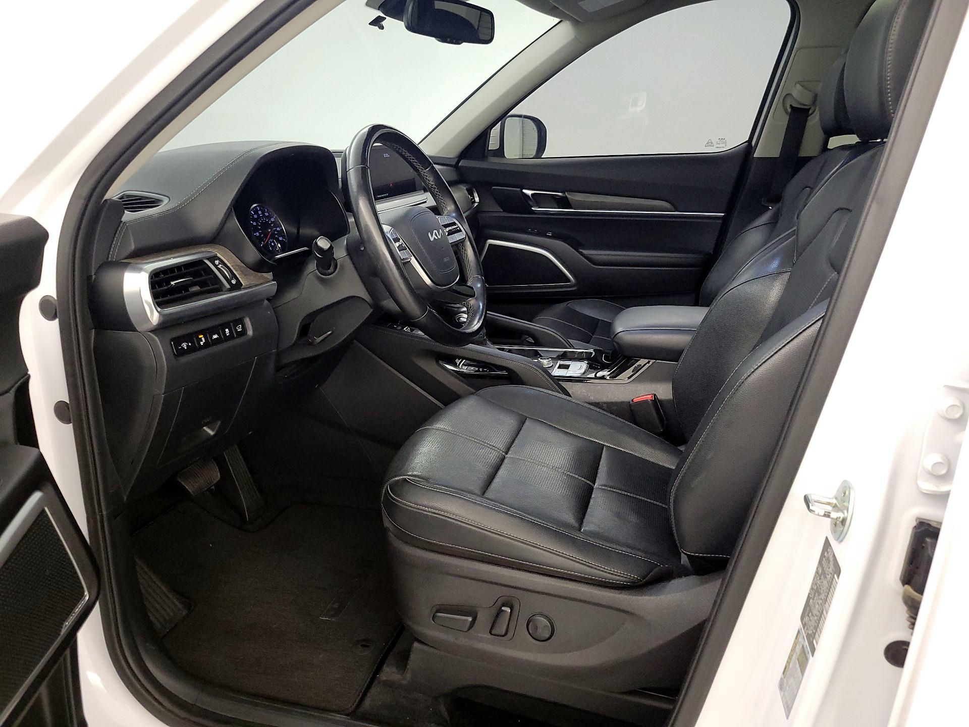 Thumbnail: 2022 Kia Telluride - 11