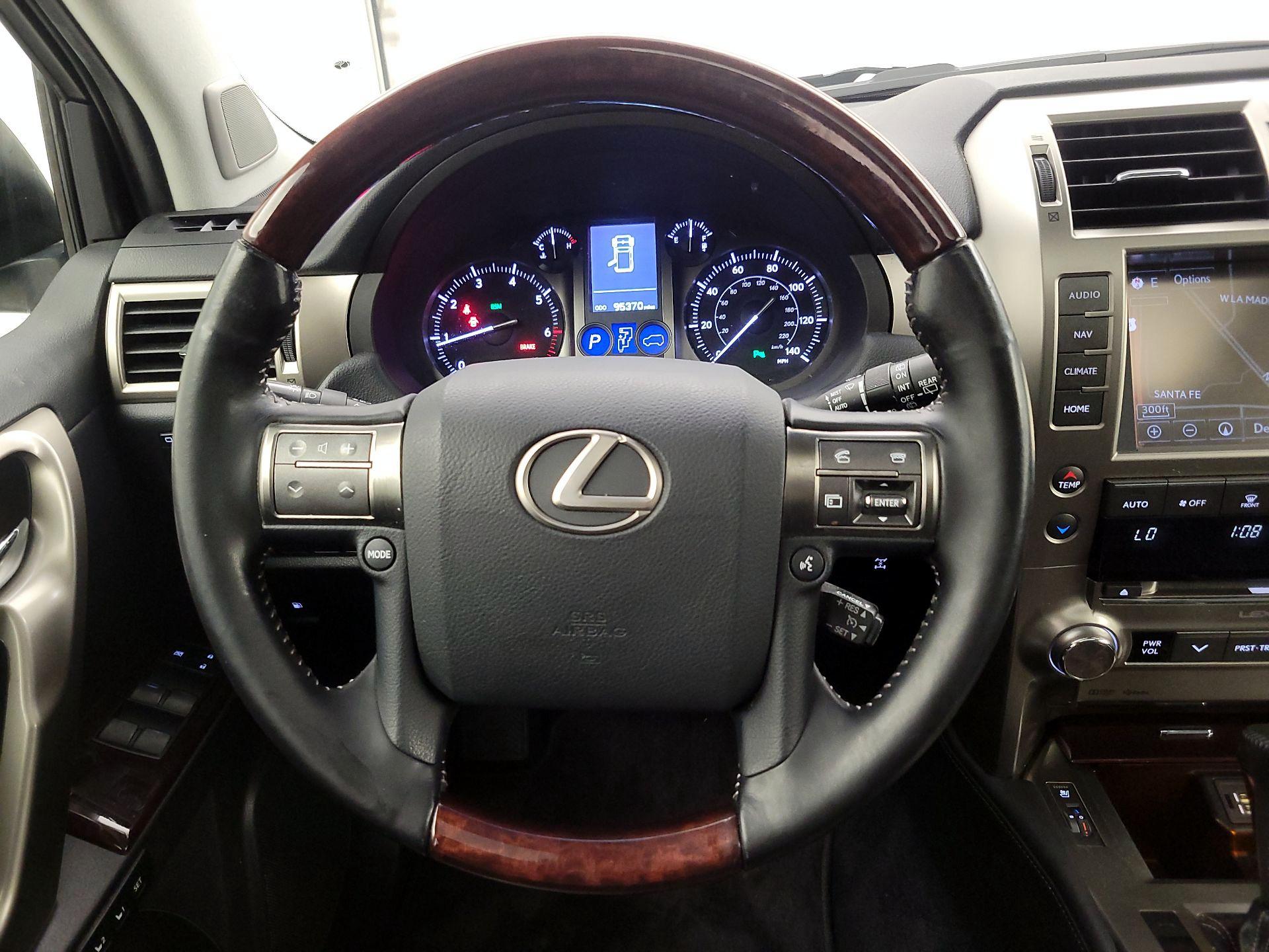 Thumbnail: 2017 Lexus GX - 10
