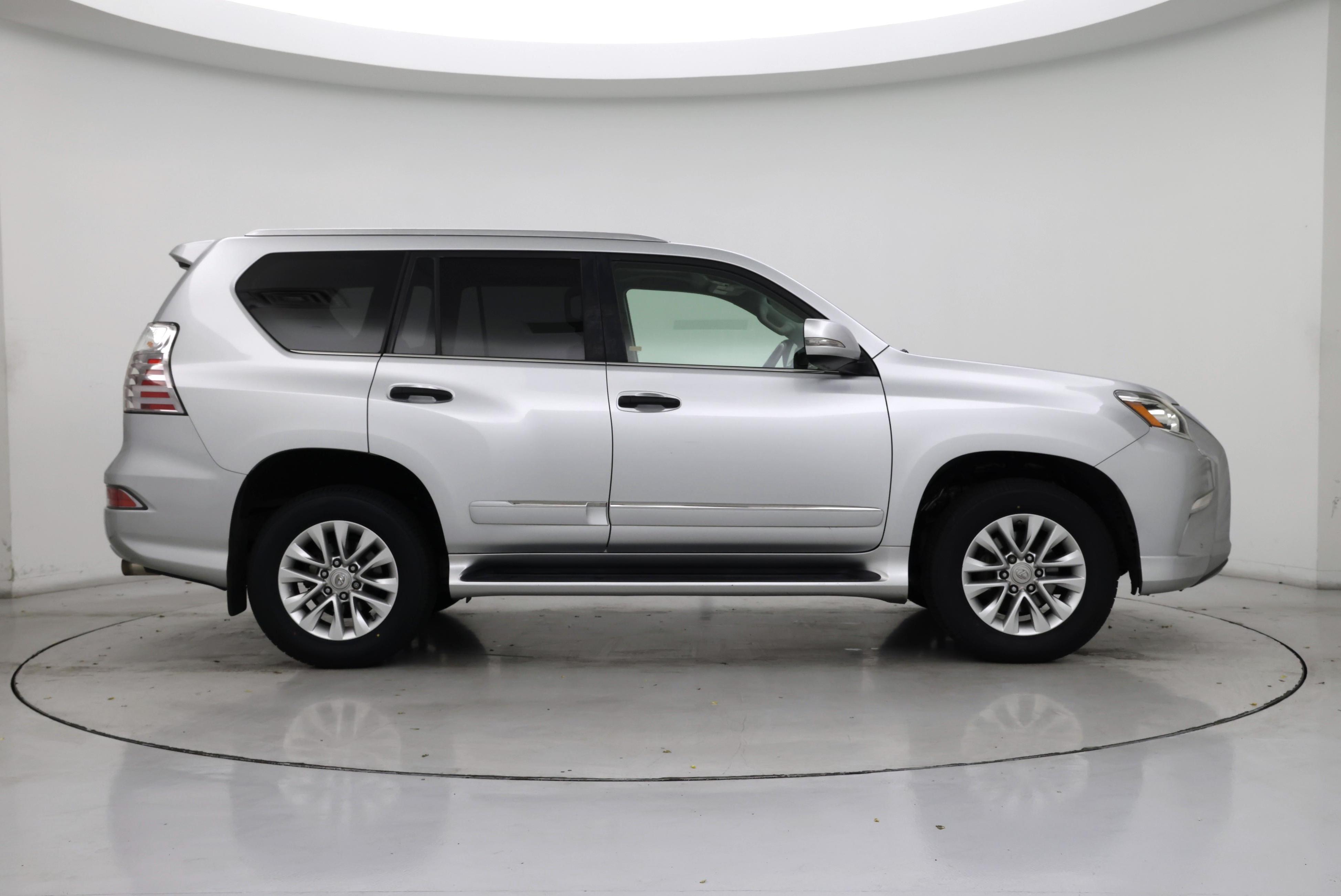 Thumbnail: 2017 Lexus GX - 7