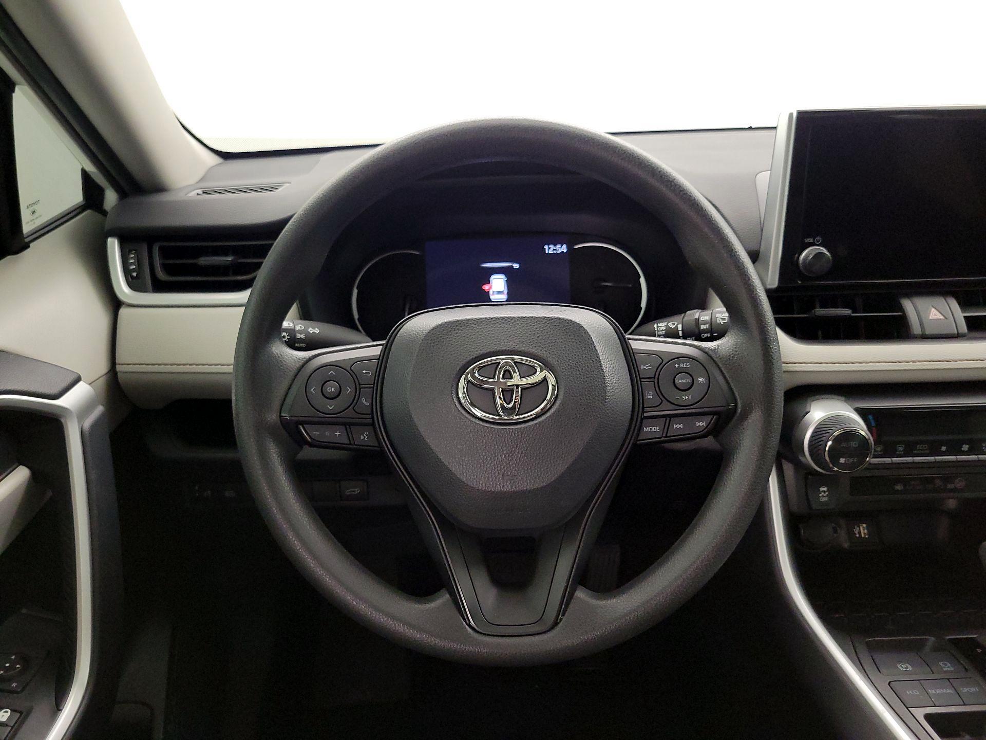 Thumbnail: 2023 Toyota RAV4 - 10