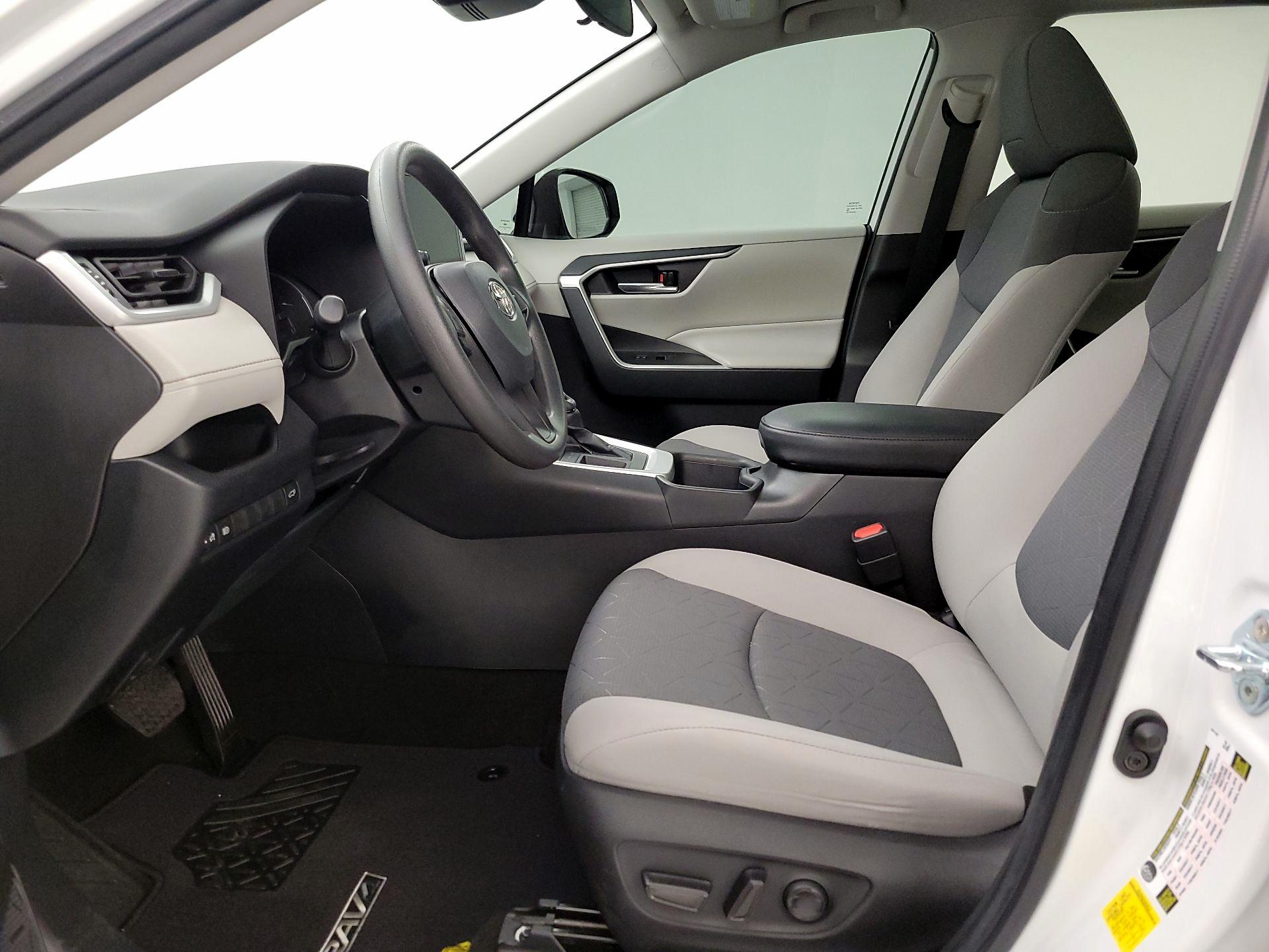 Thumbnail: 2023 Toyota RAV4 - 11