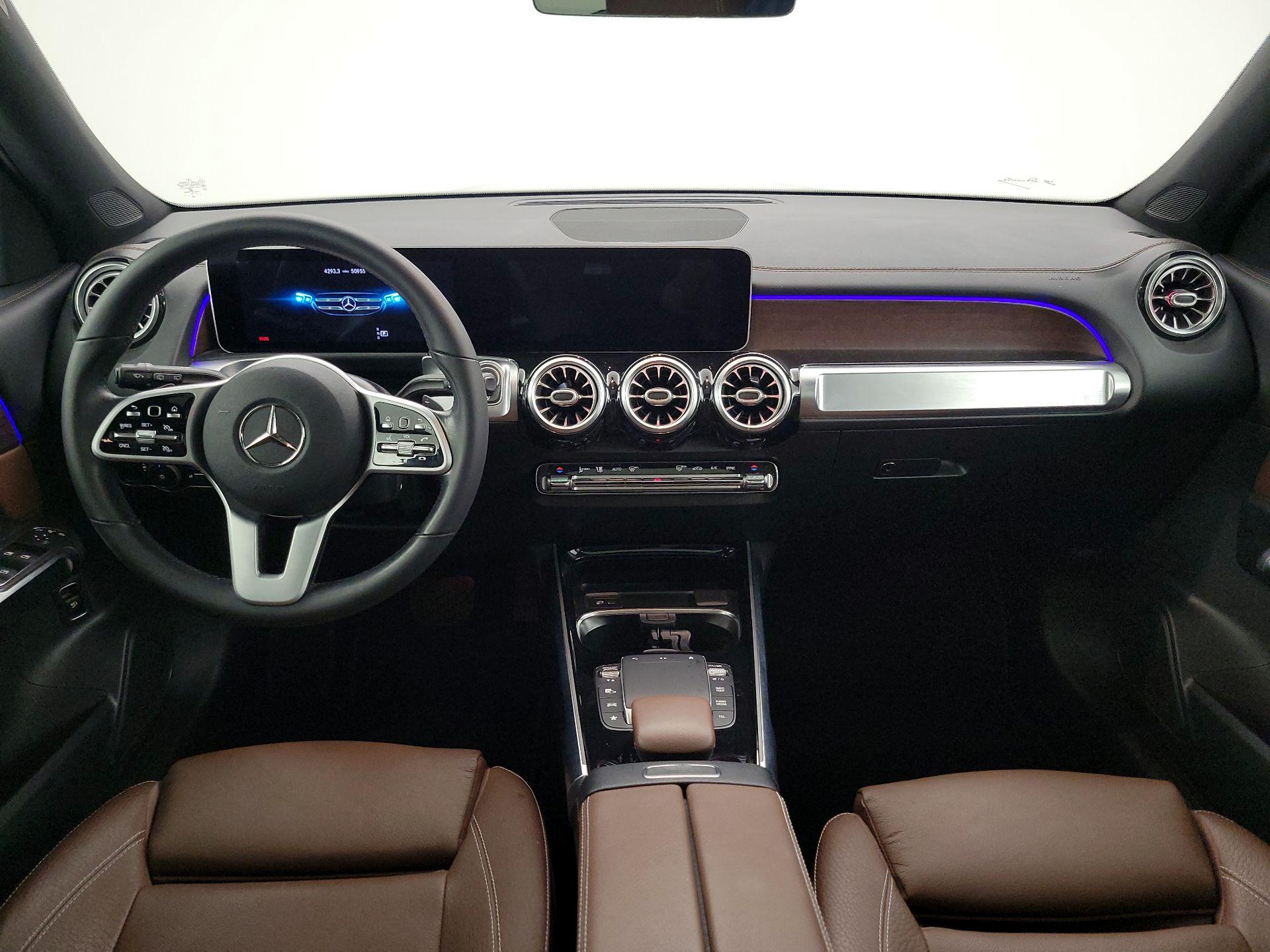 Thumbnail: 2021 Mercedes-Benz GLB - 9