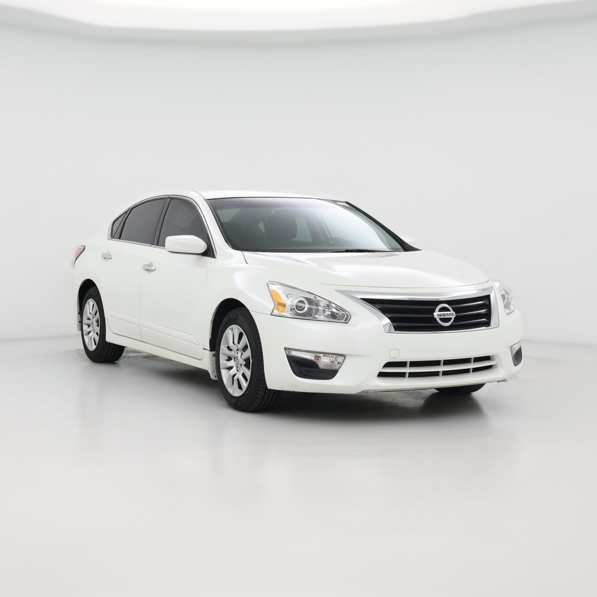 Thumbnail: 2015 Nissan Altima - 1