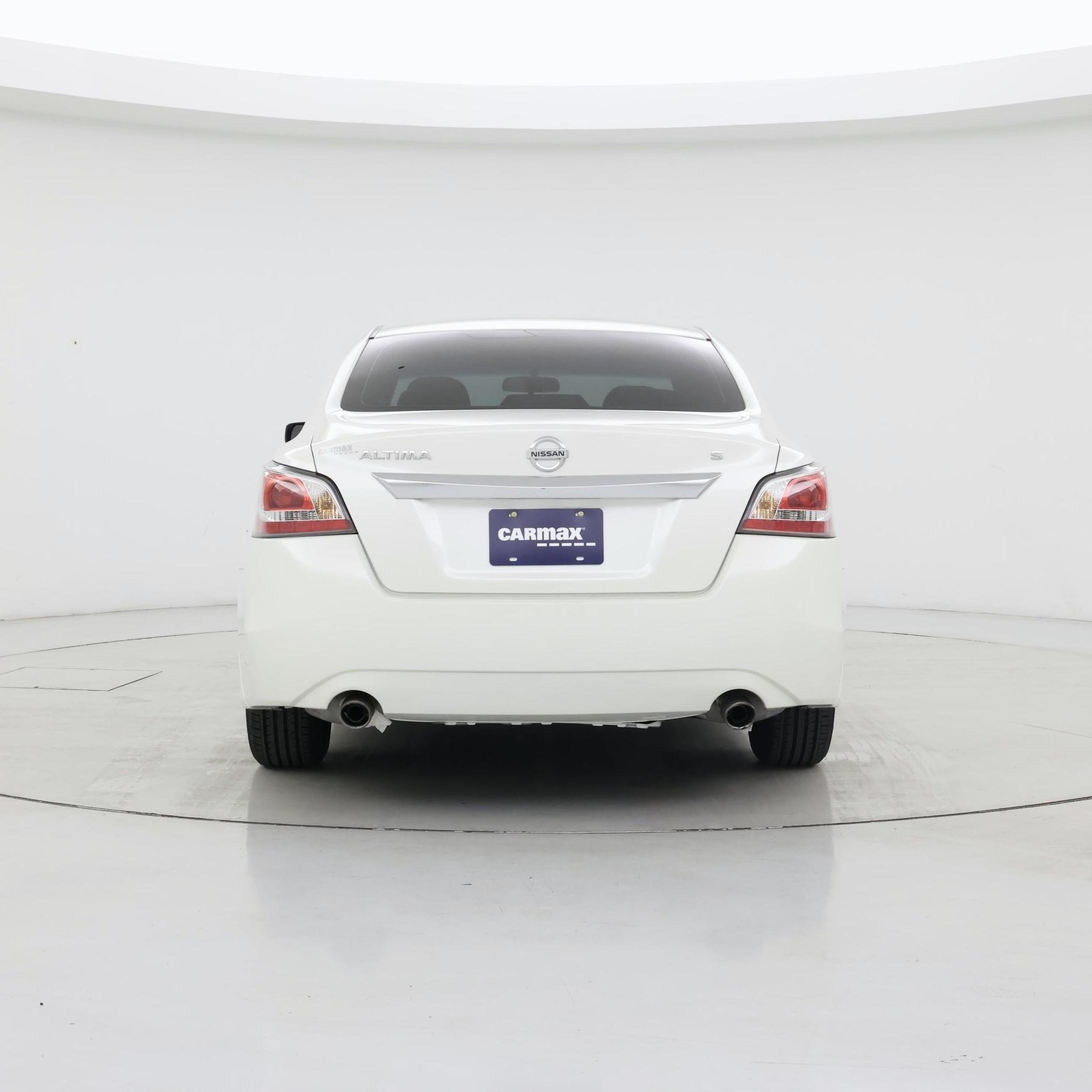 Thumbnail: 2015 Nissan Altima - 6