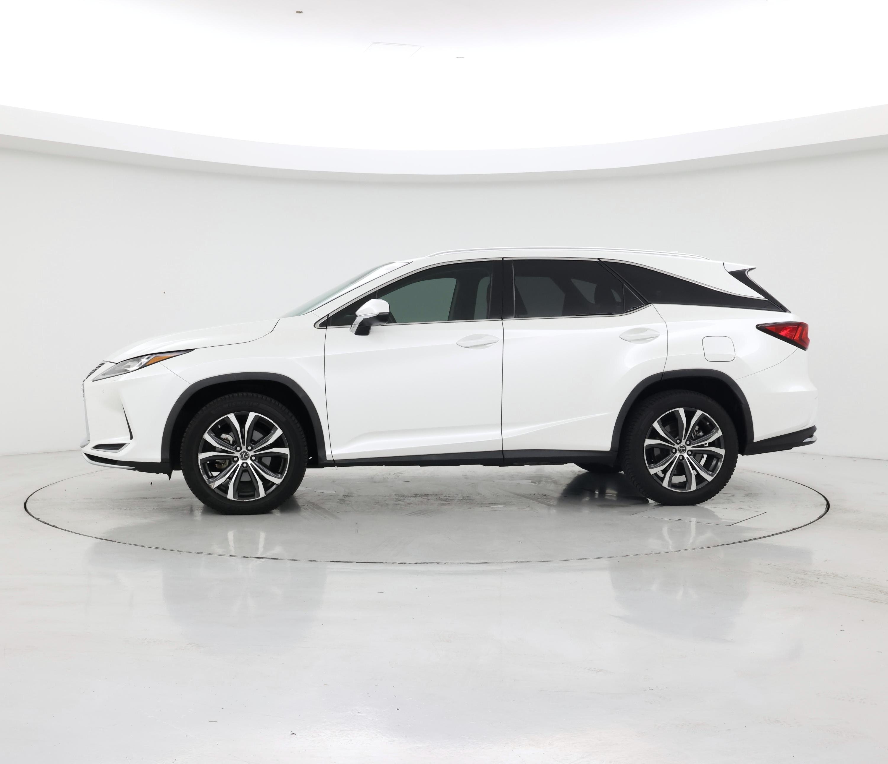 Thumbnail: 2020 Lexus RX - 3
