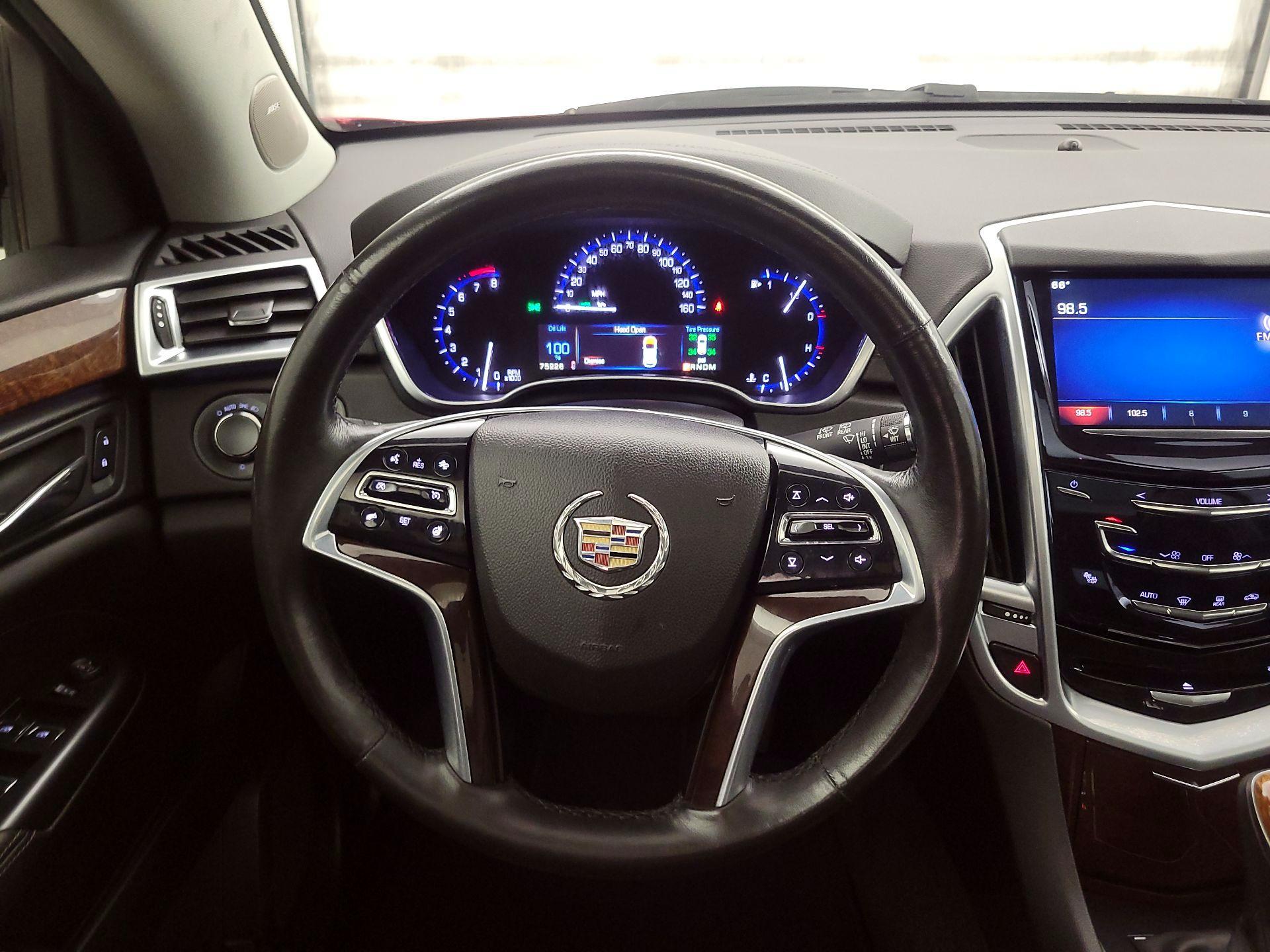 Thumbnail: 2016 Cadillac SRX - 10