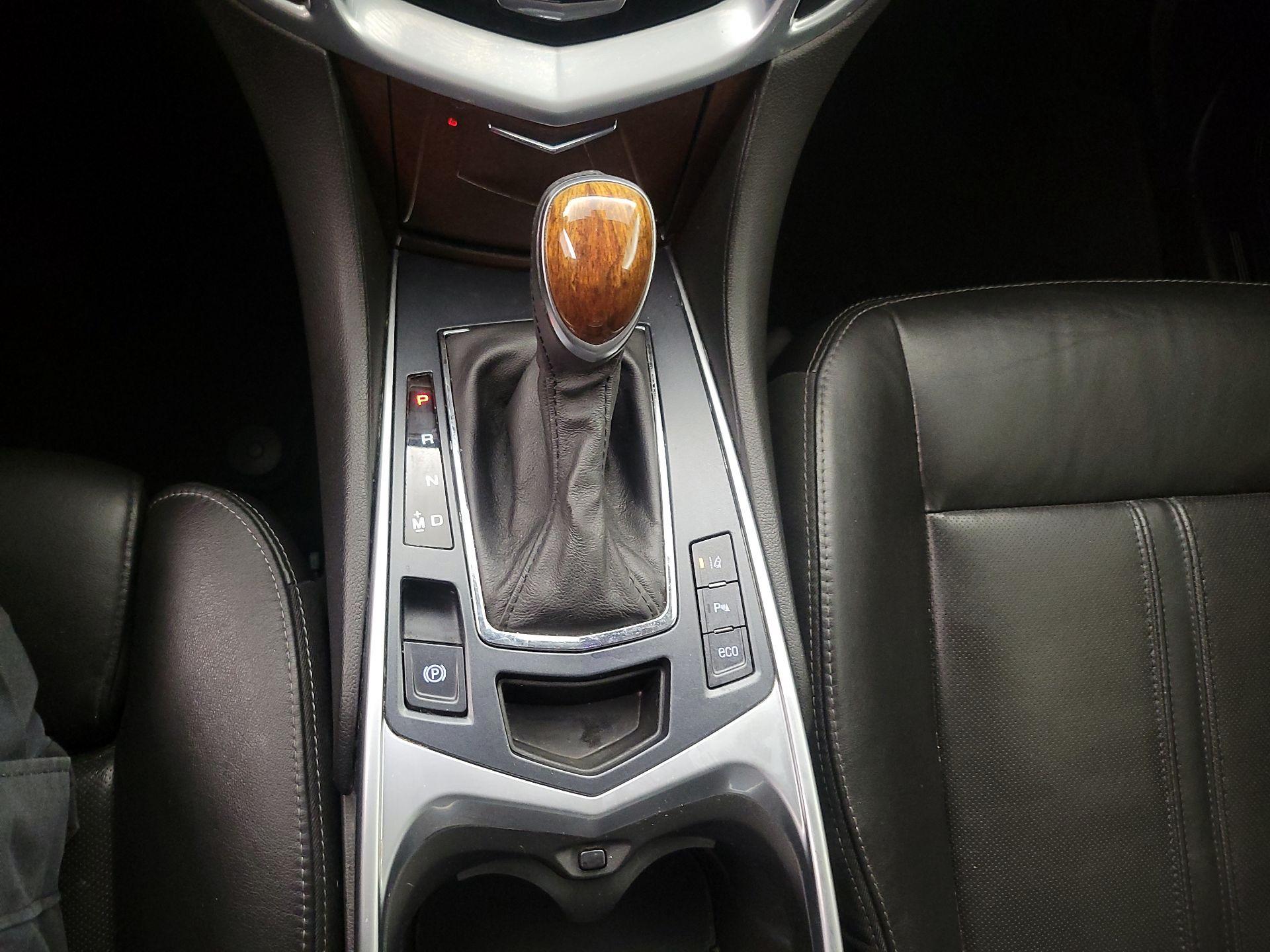 Thumbnail: 2016 Cadillac SRX - 17