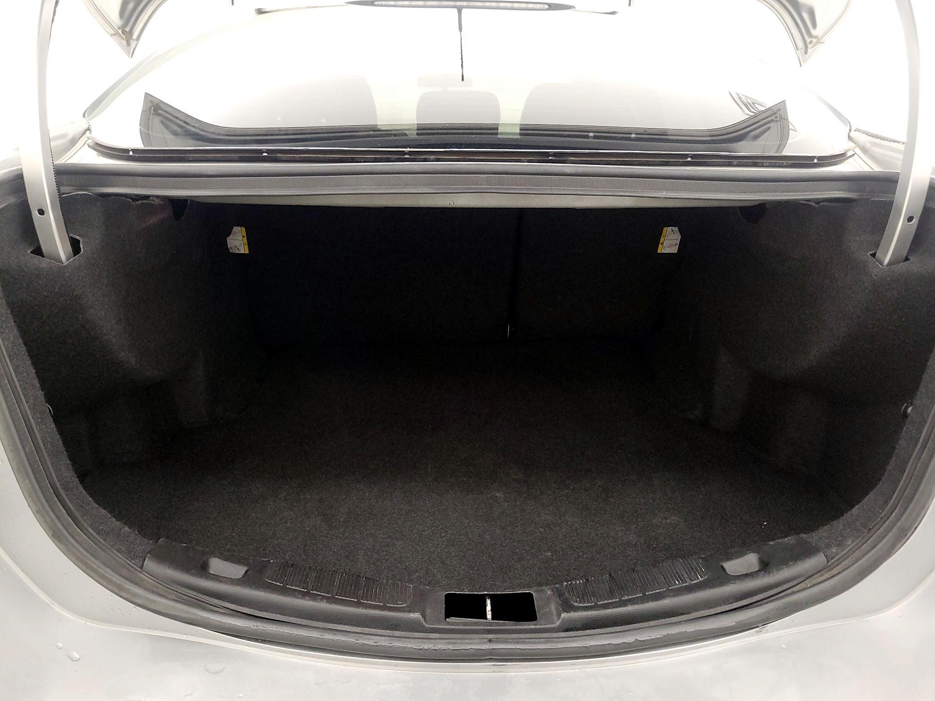 Thumbnail: 2017 Ford Fusion - 20