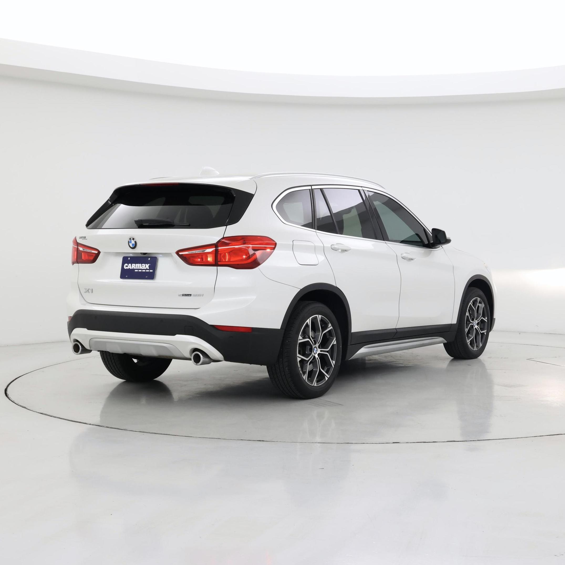 Thumbnail: 2020 BMW X1 - 8