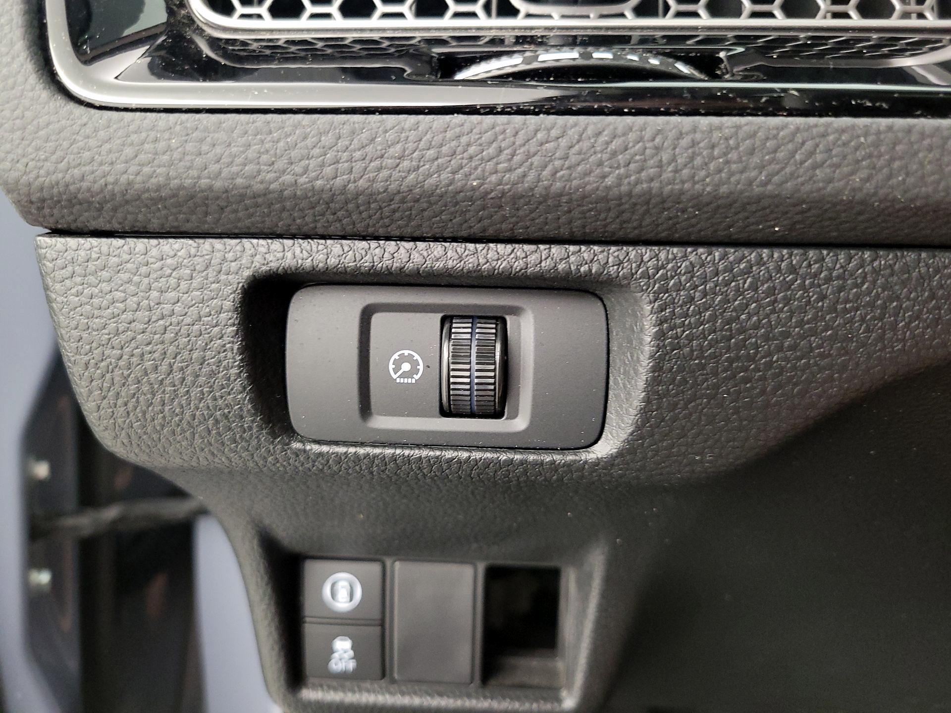 Thumbnail: 2024 Honda Civic - 13