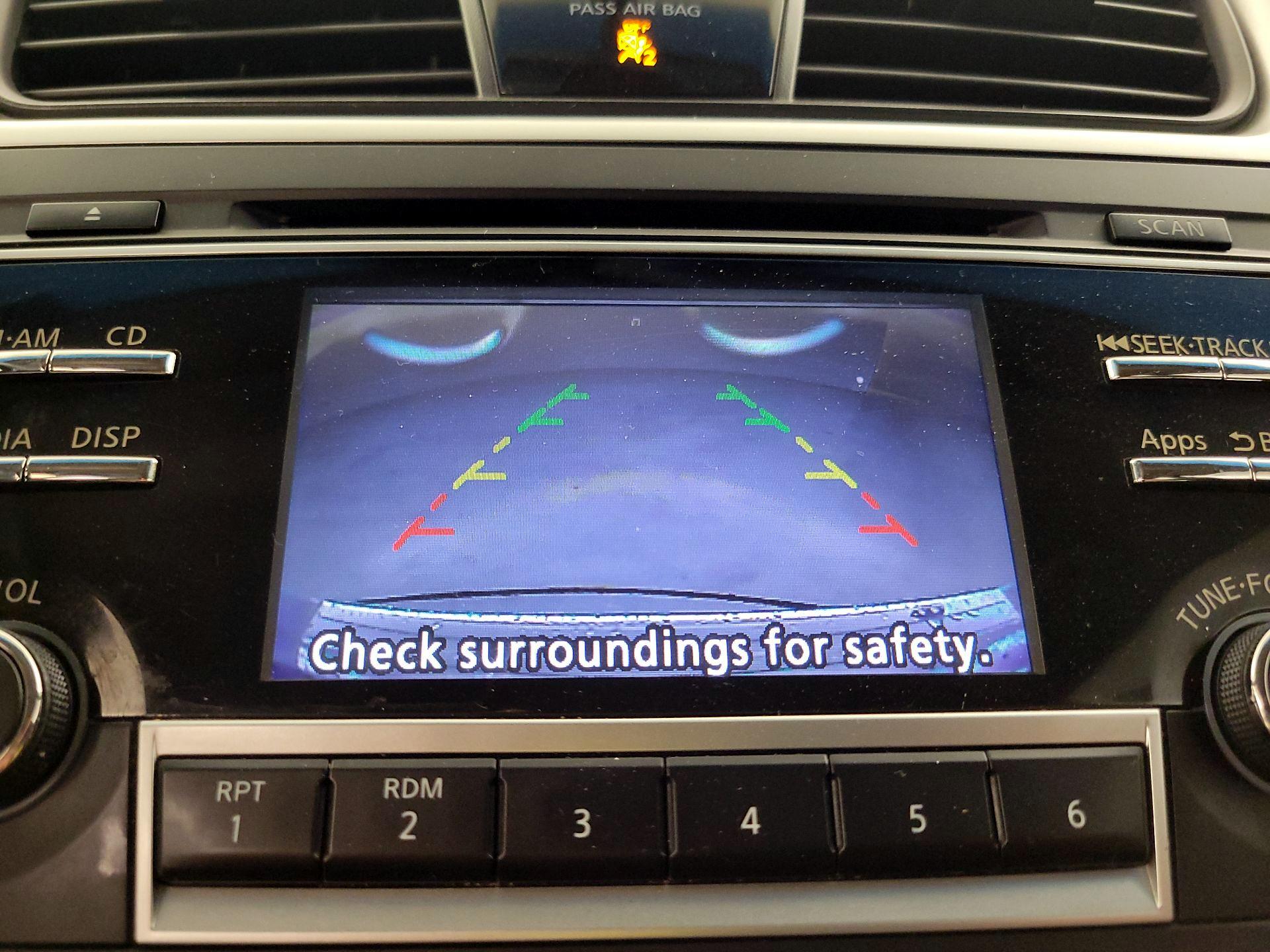 Thumbnail: 2016 Nissan Altima - 14