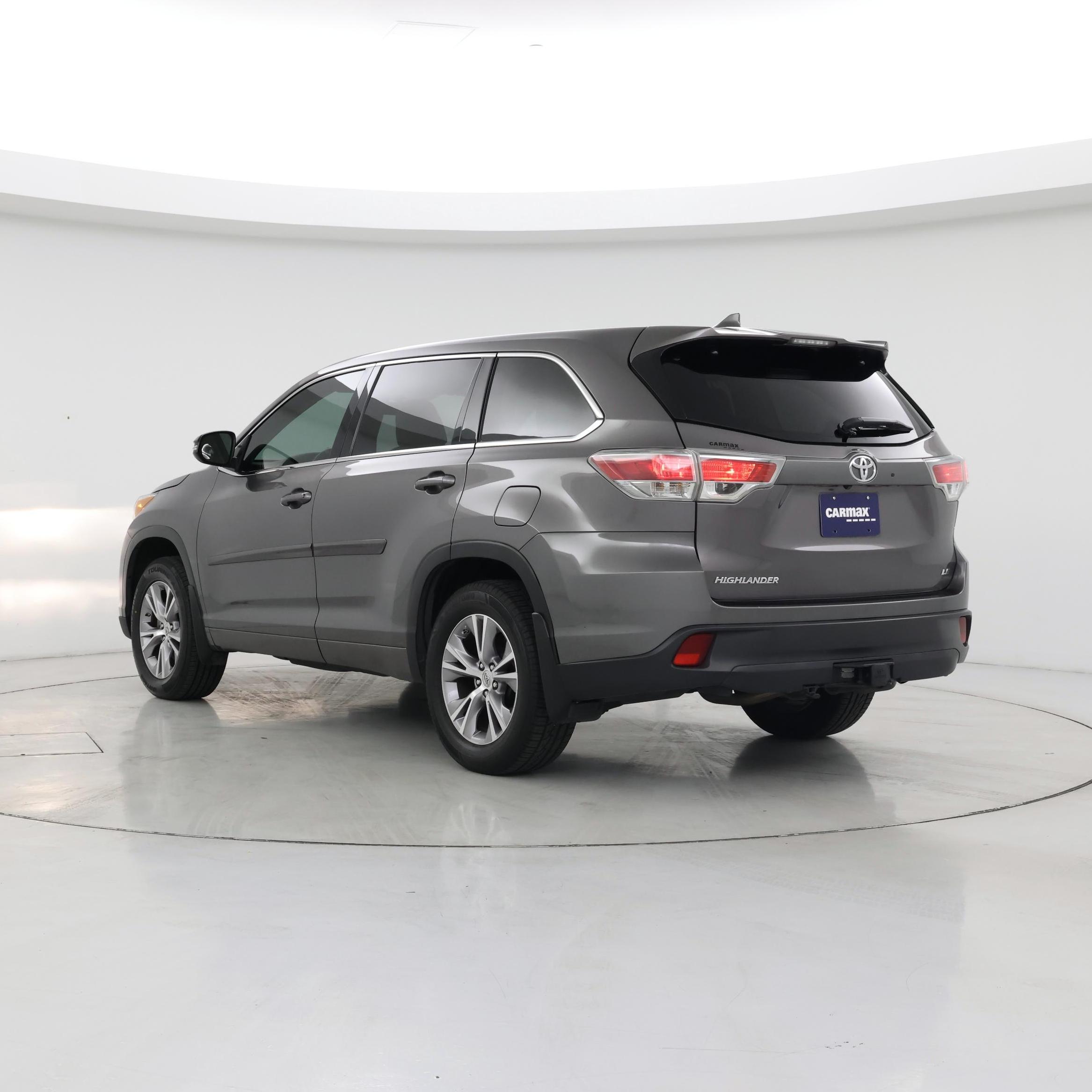 Thumbnail: 2015 Toyota Highlander - 2