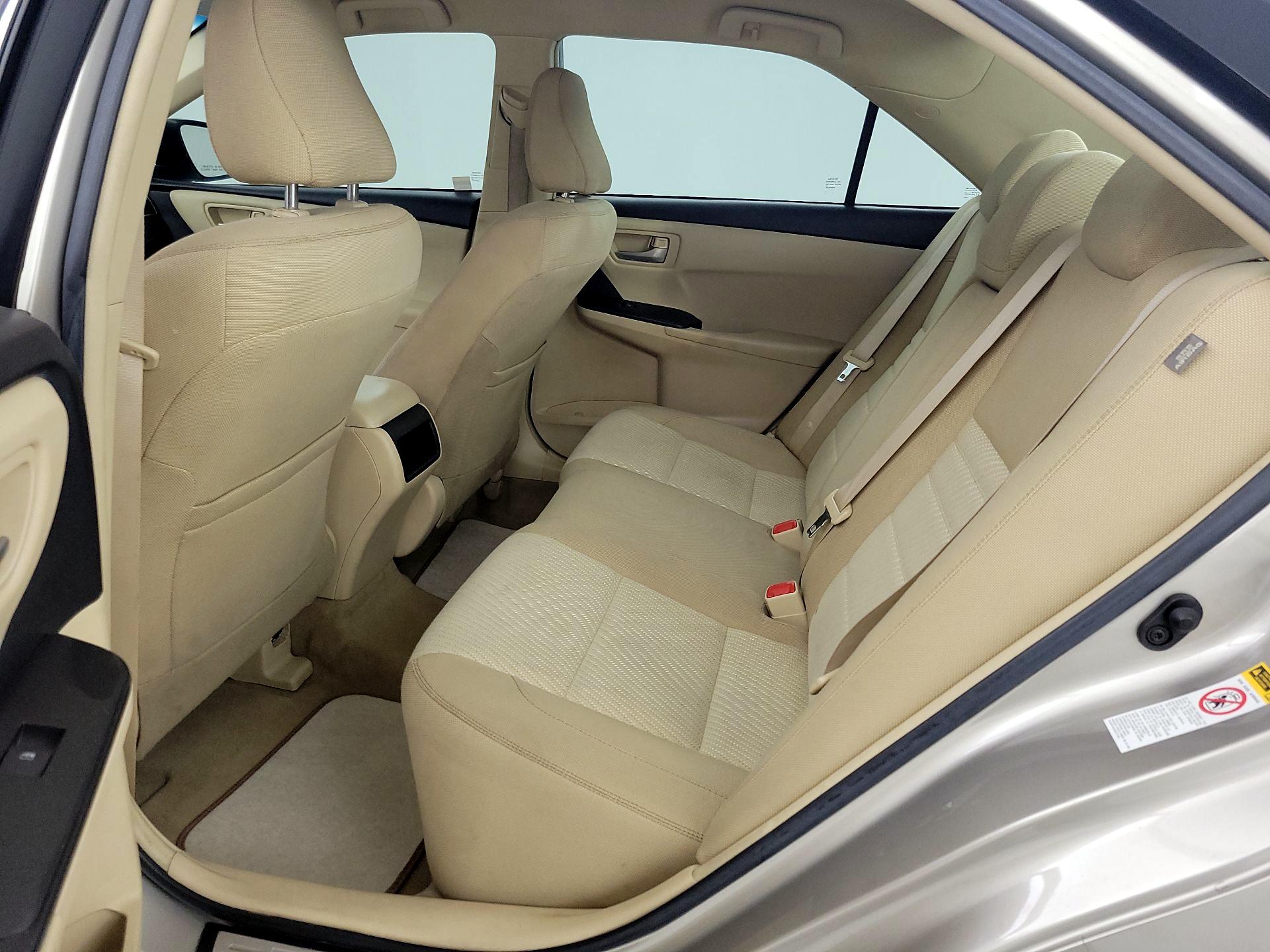 Thumbnail: 2017 Toyota Camry - 19