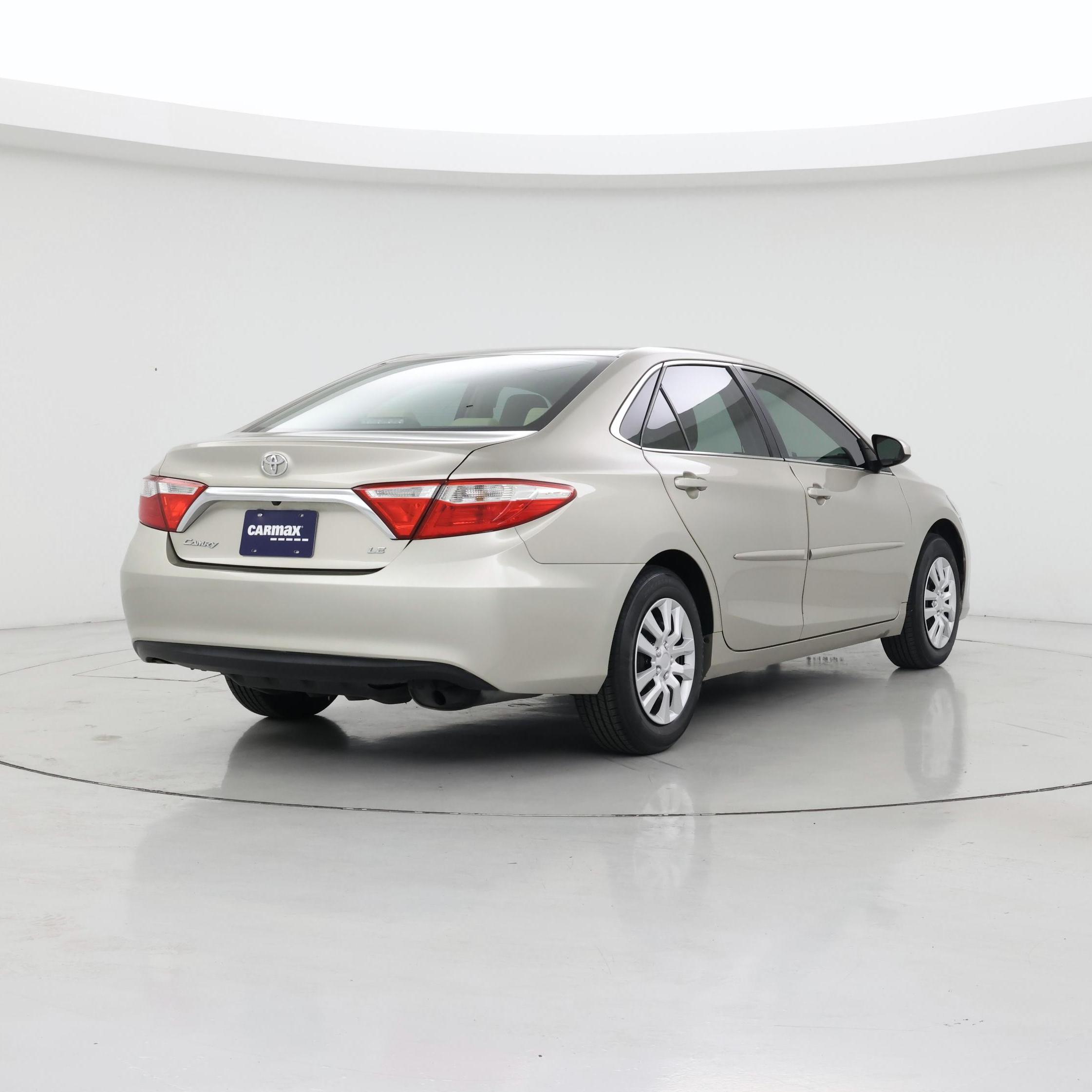 Thumbnail: 2017 Toyota Camry - 8